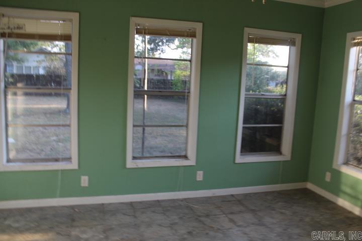 219 W 20th  Stuttgart, AR