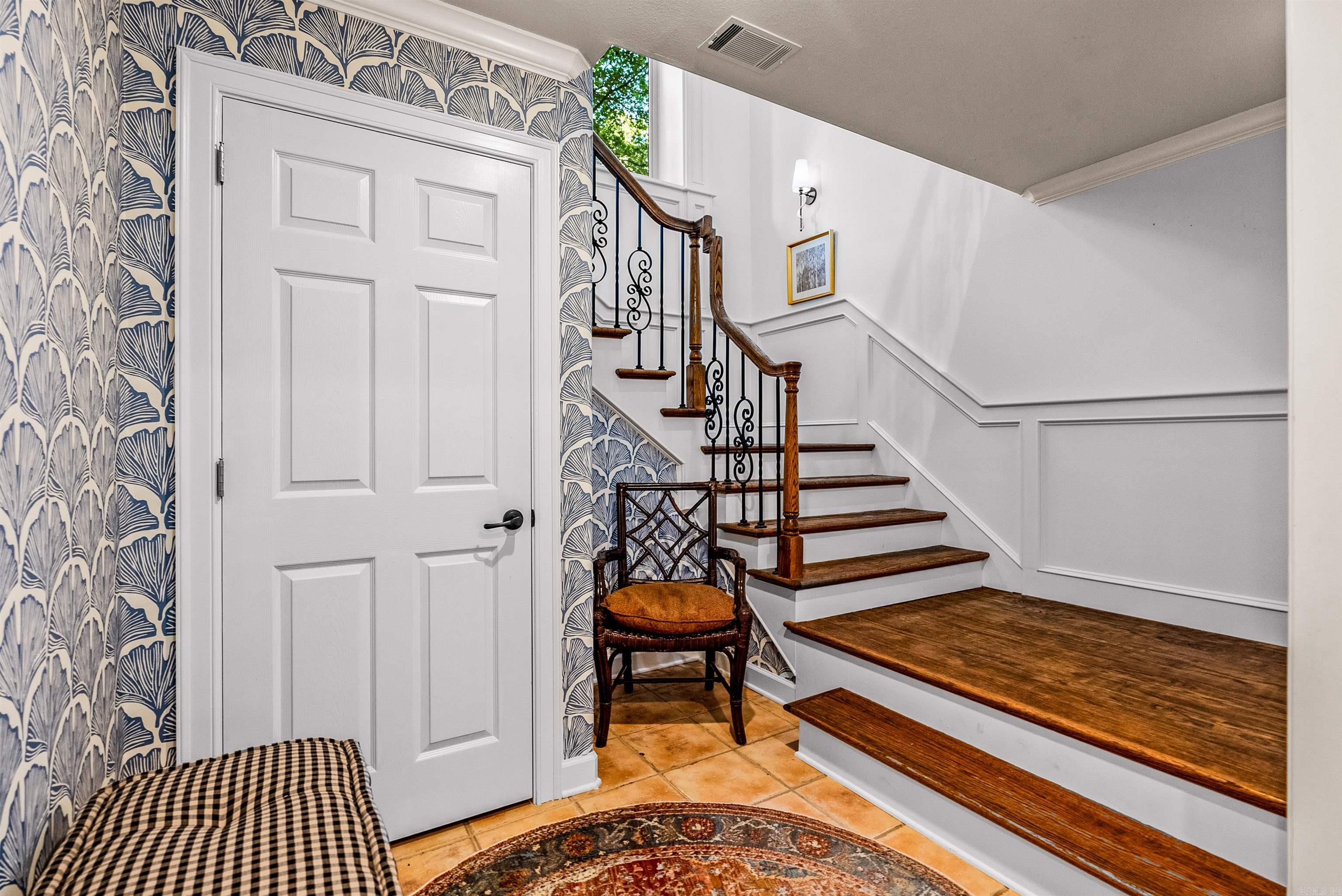 24008 Mills Mountain Road Little Rock, AR 72223