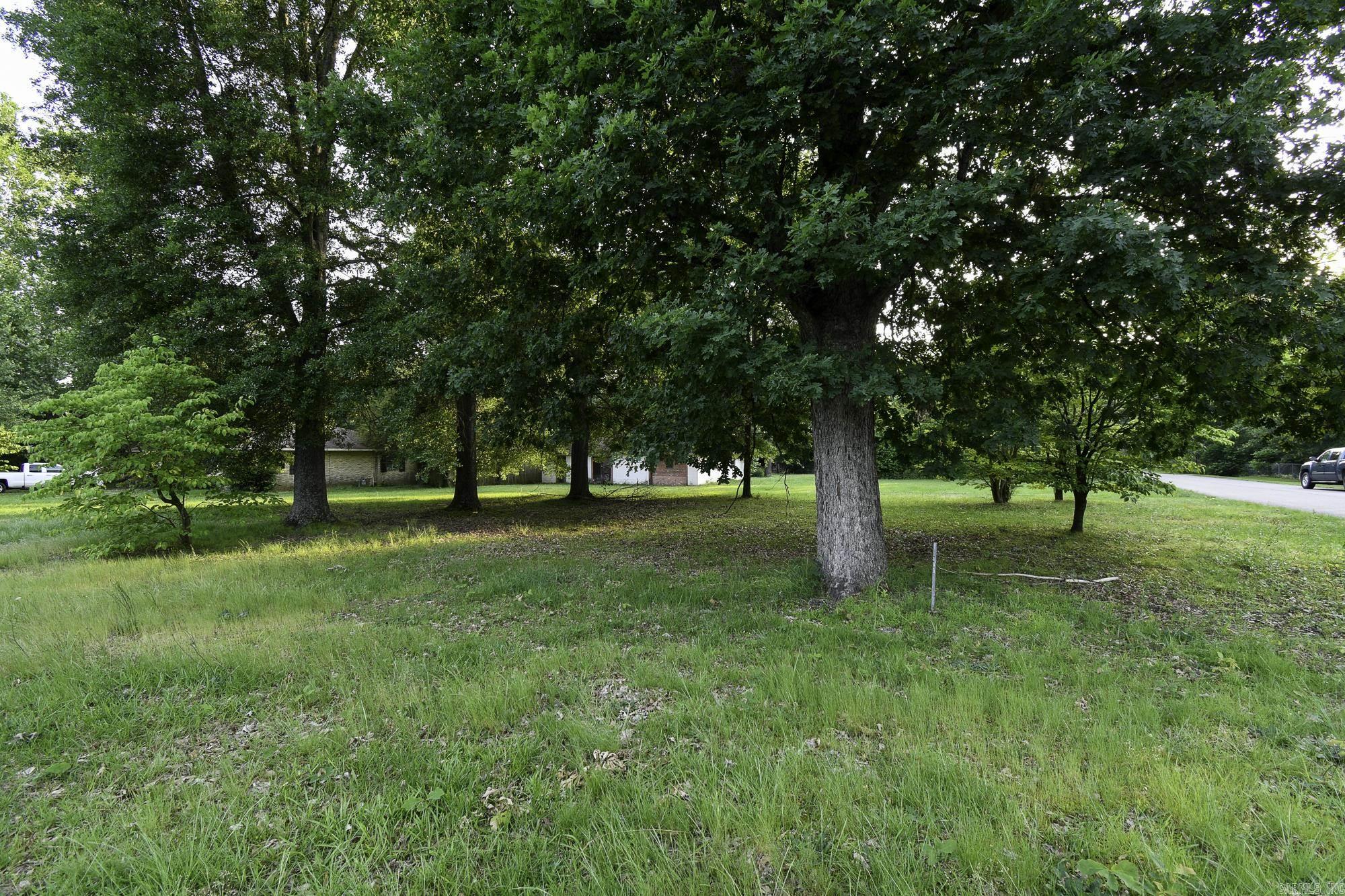404 S Pine Street — photo 2