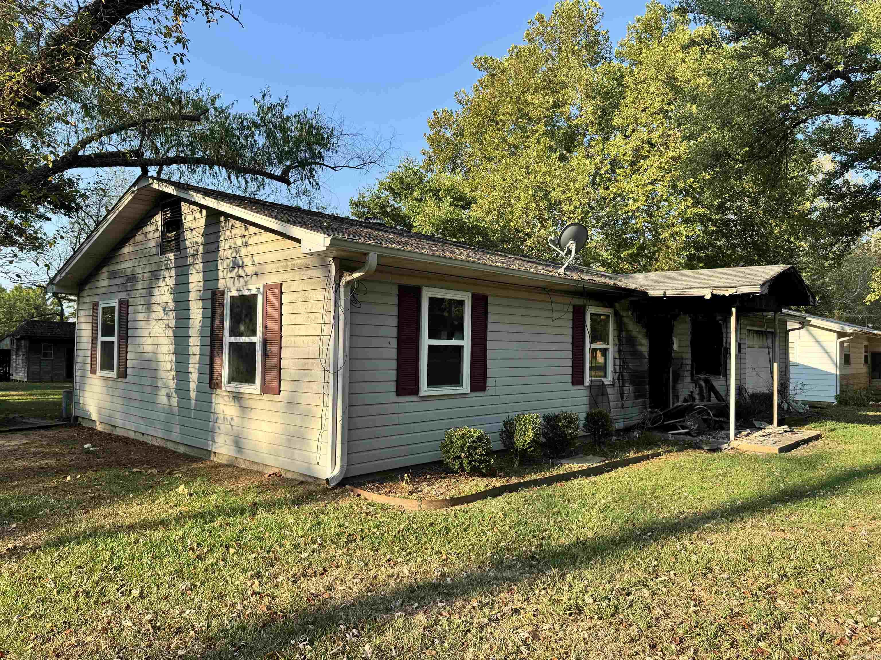 2004 Missouri Ave.  Mena, AR