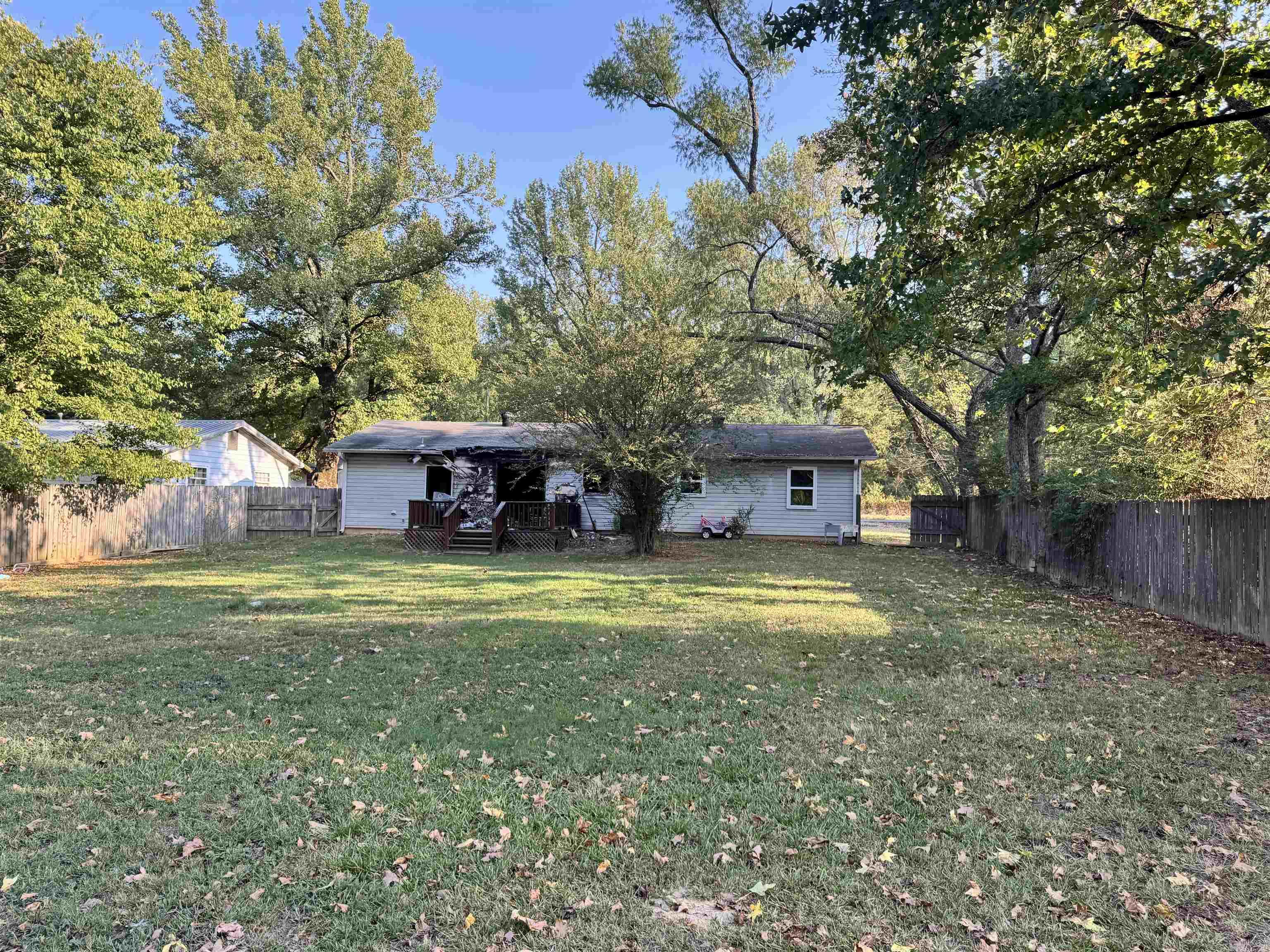 2004 Missouri Ave.  Mena, AR