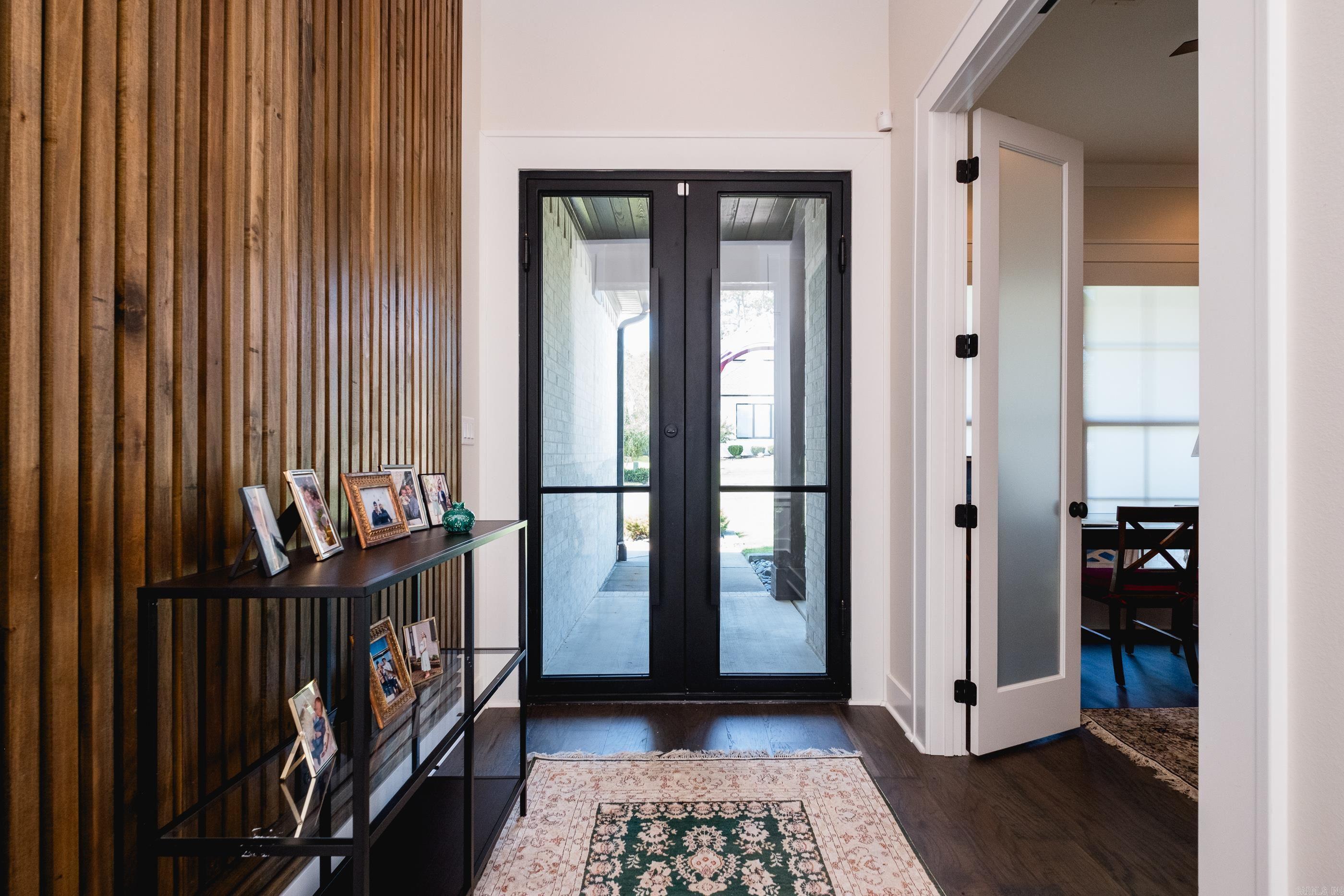 18 Ensbury Place — photo 3