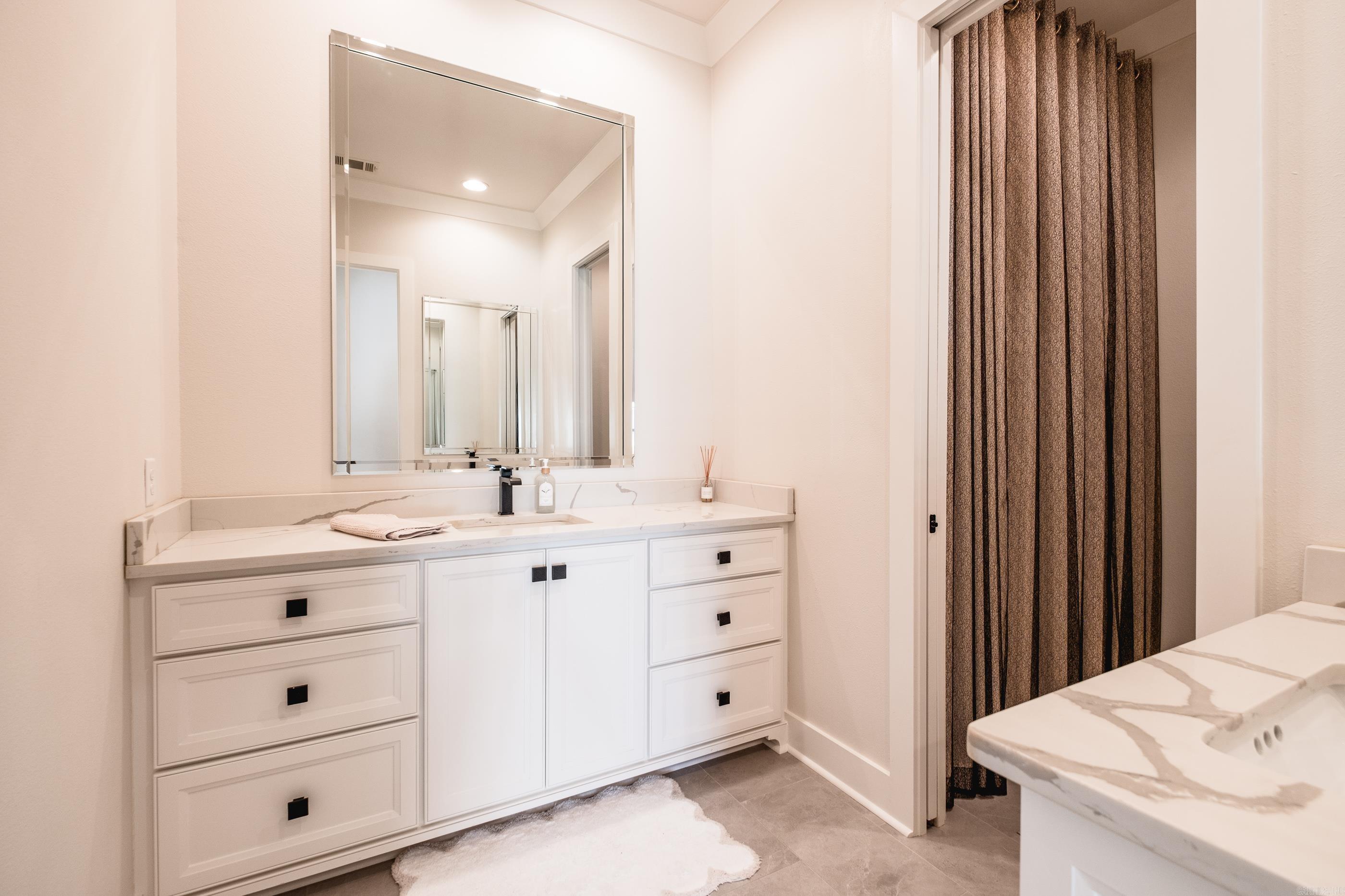 18 Ensbury Place Little Rock, AR 72223