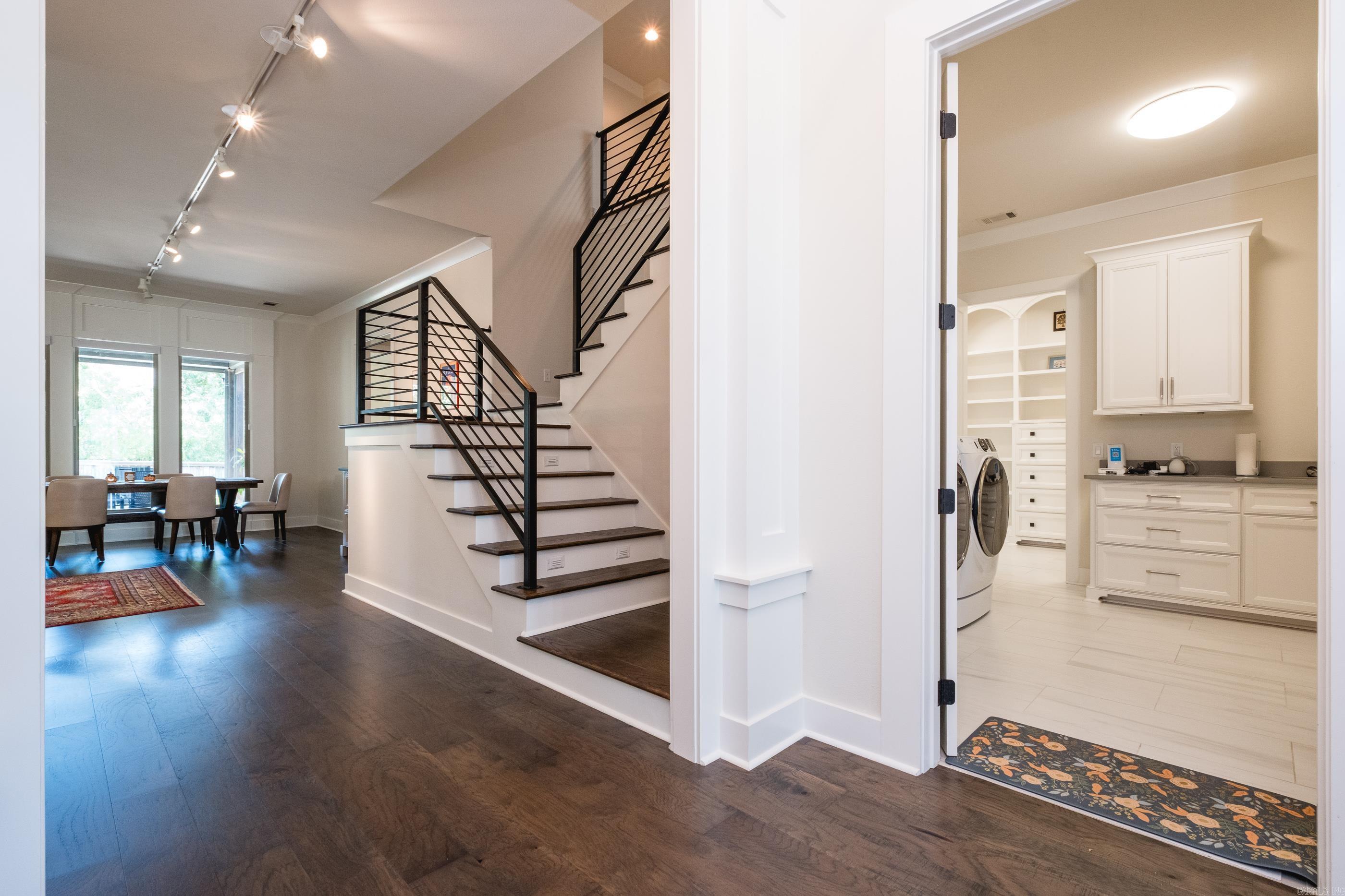 18 Ensbury Place — photo 5