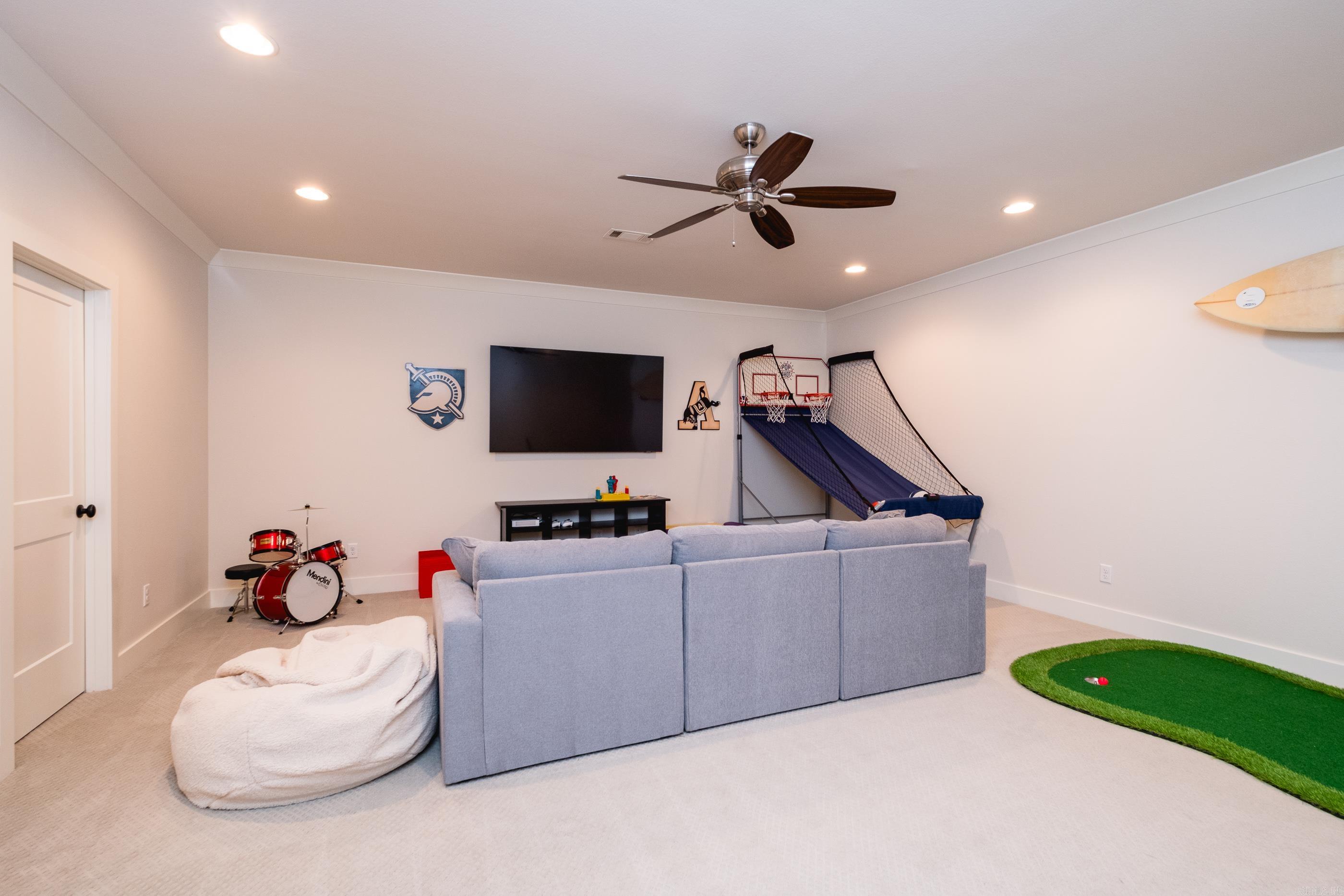 18 Ensbury Place Little Rock, AR 72223