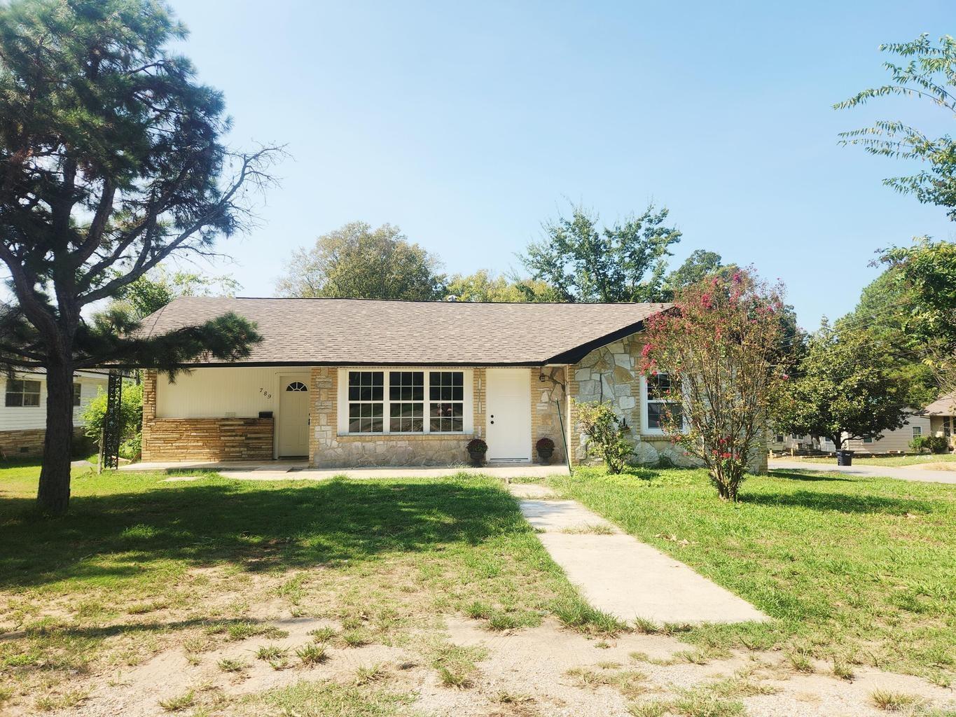 789 Brooks Street