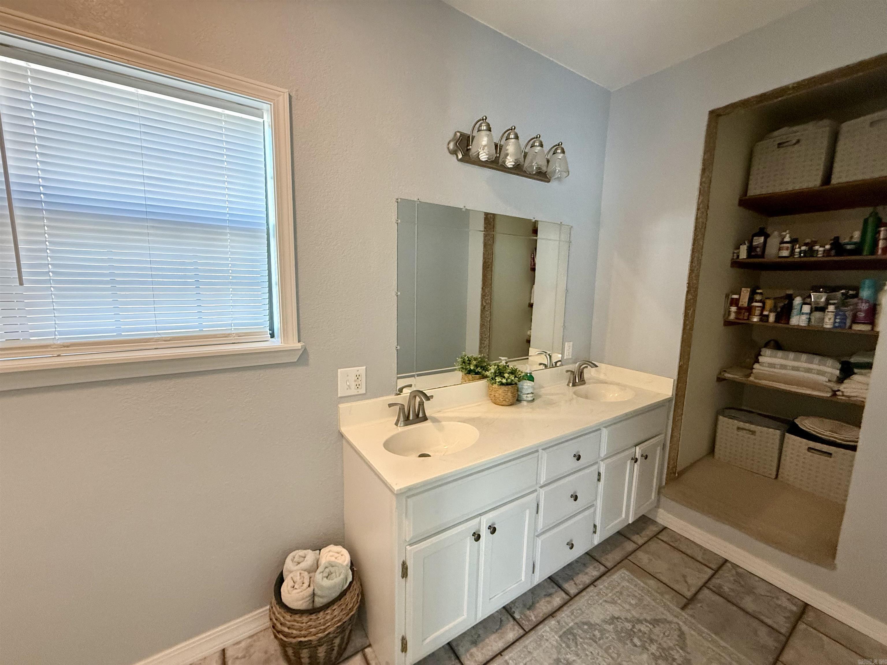 137 & 119 Garrett Road Lamar, AR 72846
