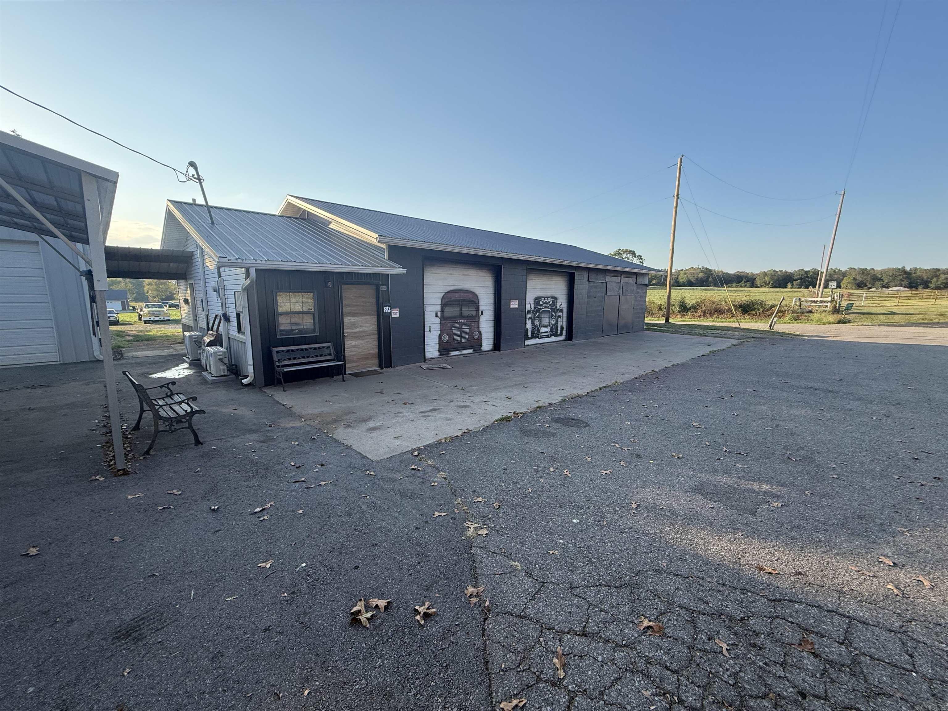 137 & 119 Garrett Road Lamar, AR 72846
