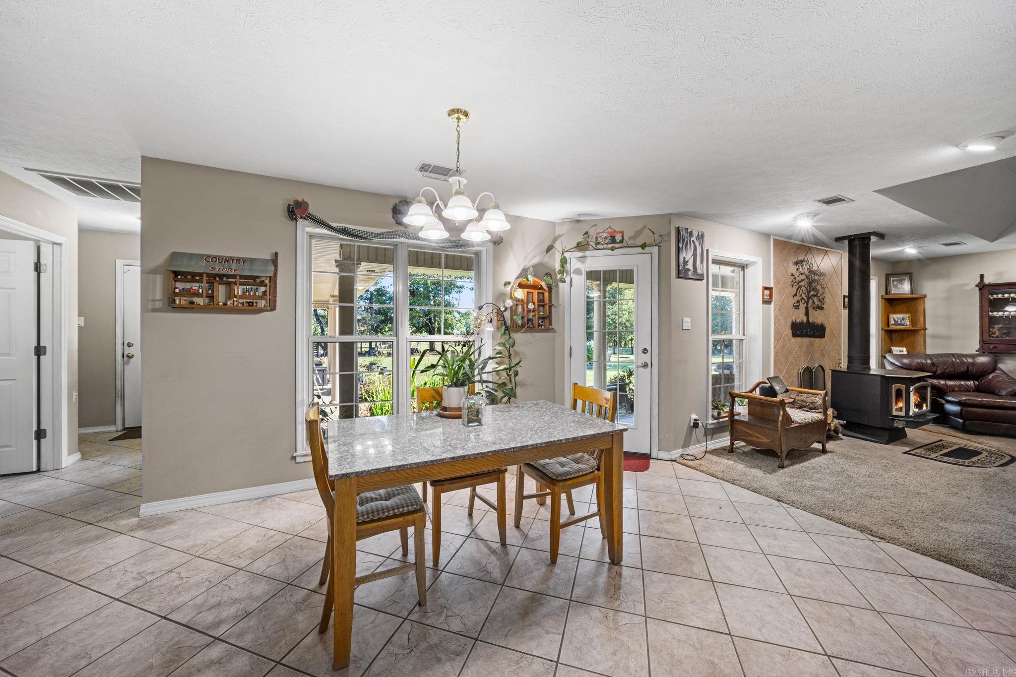 33 E LEWISBURG Vilonia, AR 72173