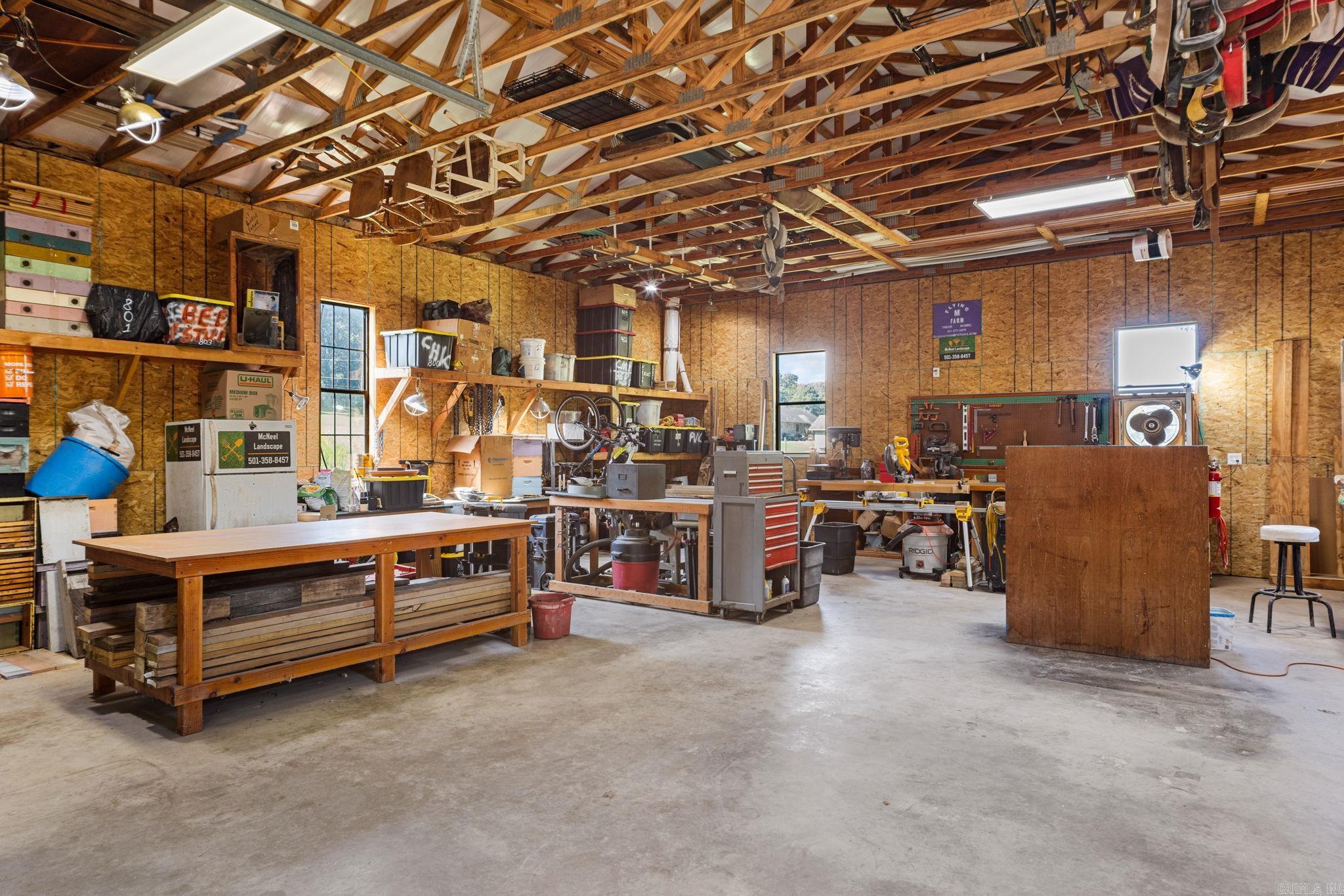 33 E LEWISBURG Vilonia, AR 72173