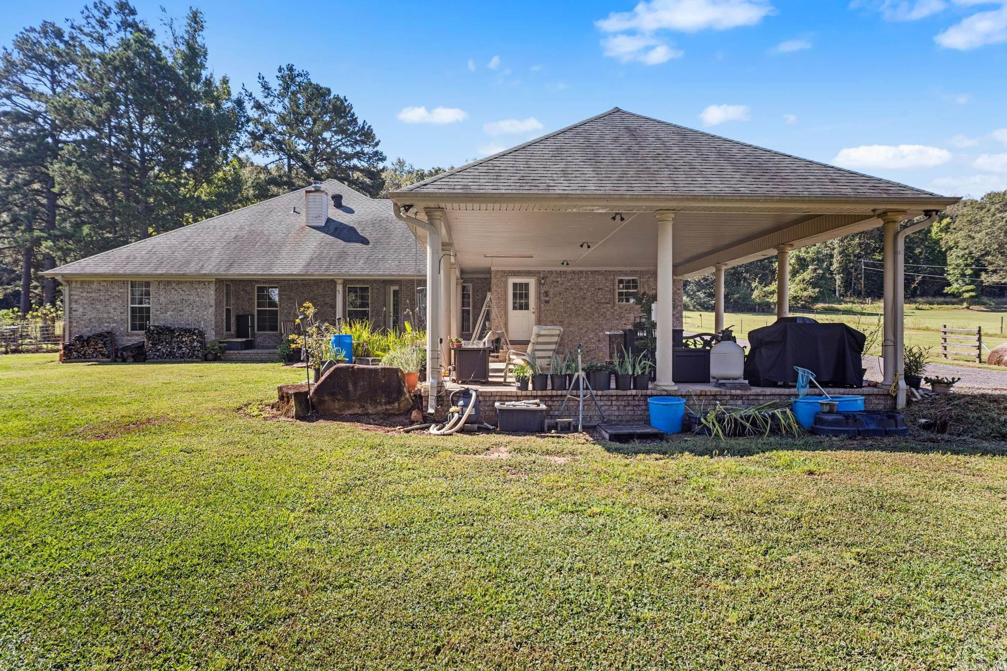 33 E LEWISBURG Vilonia, AR 72173