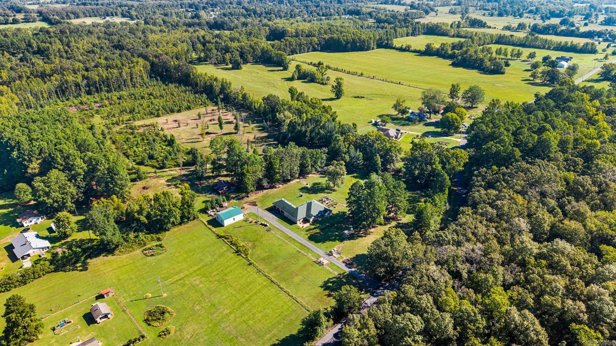 33 E LEWISBURG Vilonia, AR 72173