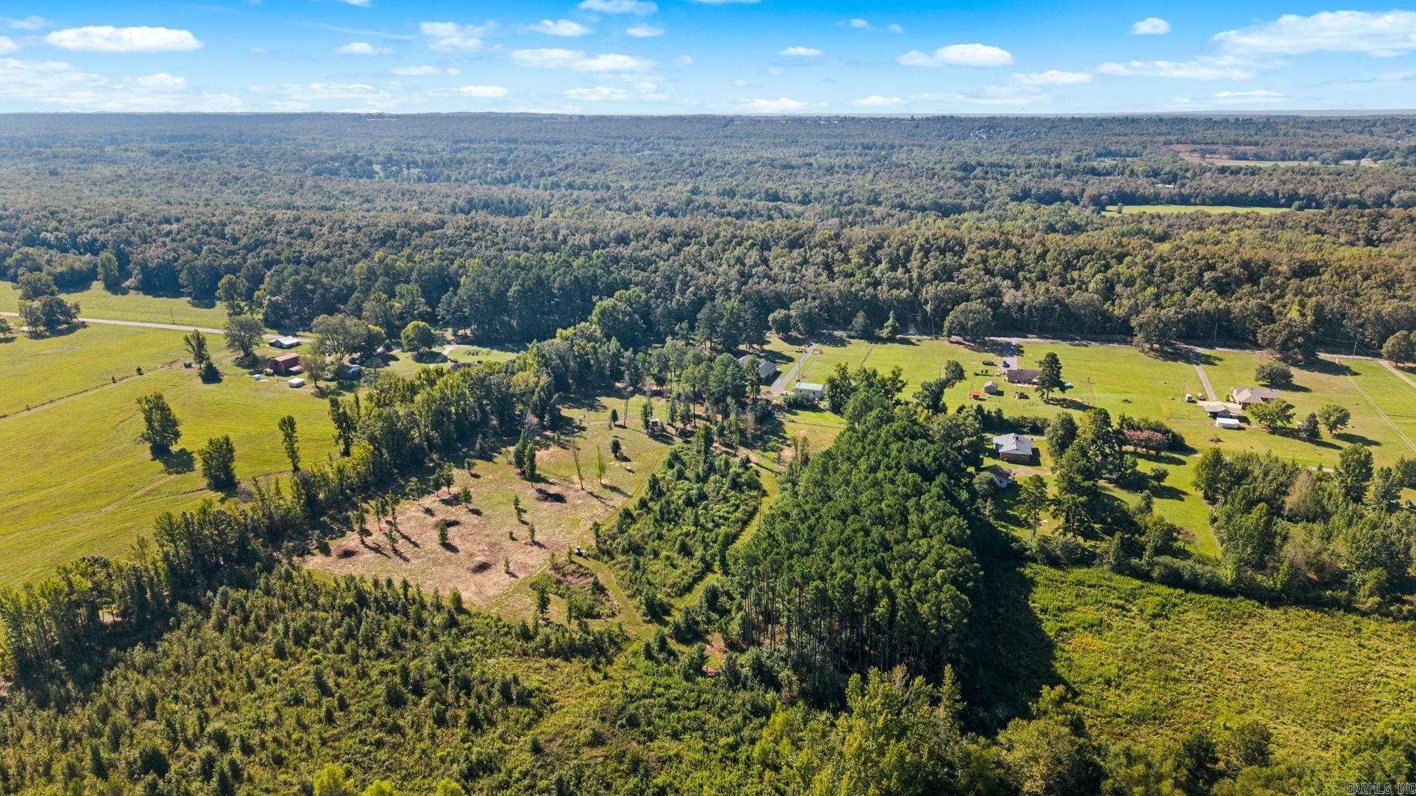 33 E LEWISBURG Vilonia, AR 72173