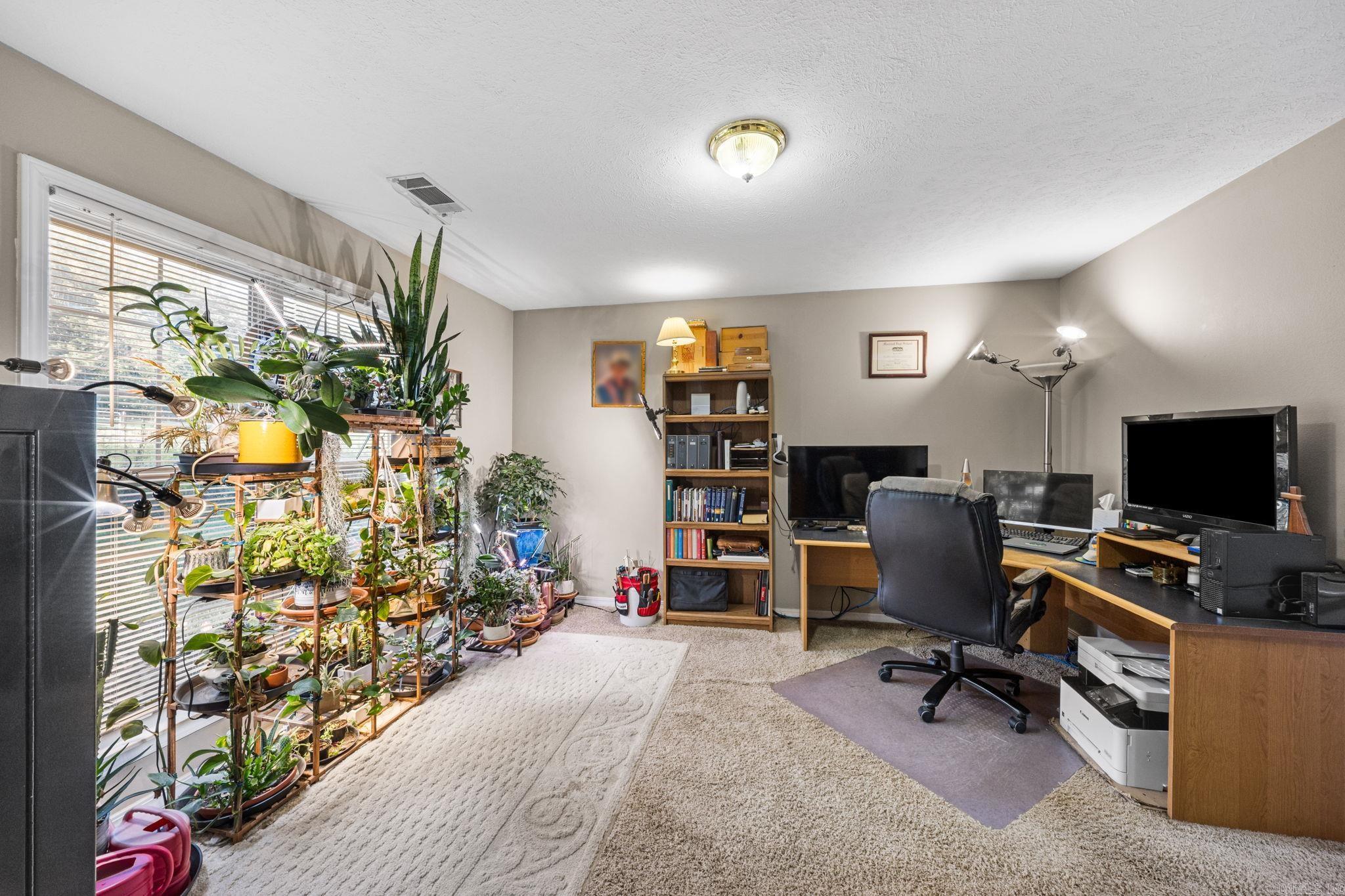 33 E LEWISBURG Vilonia, AR 72173