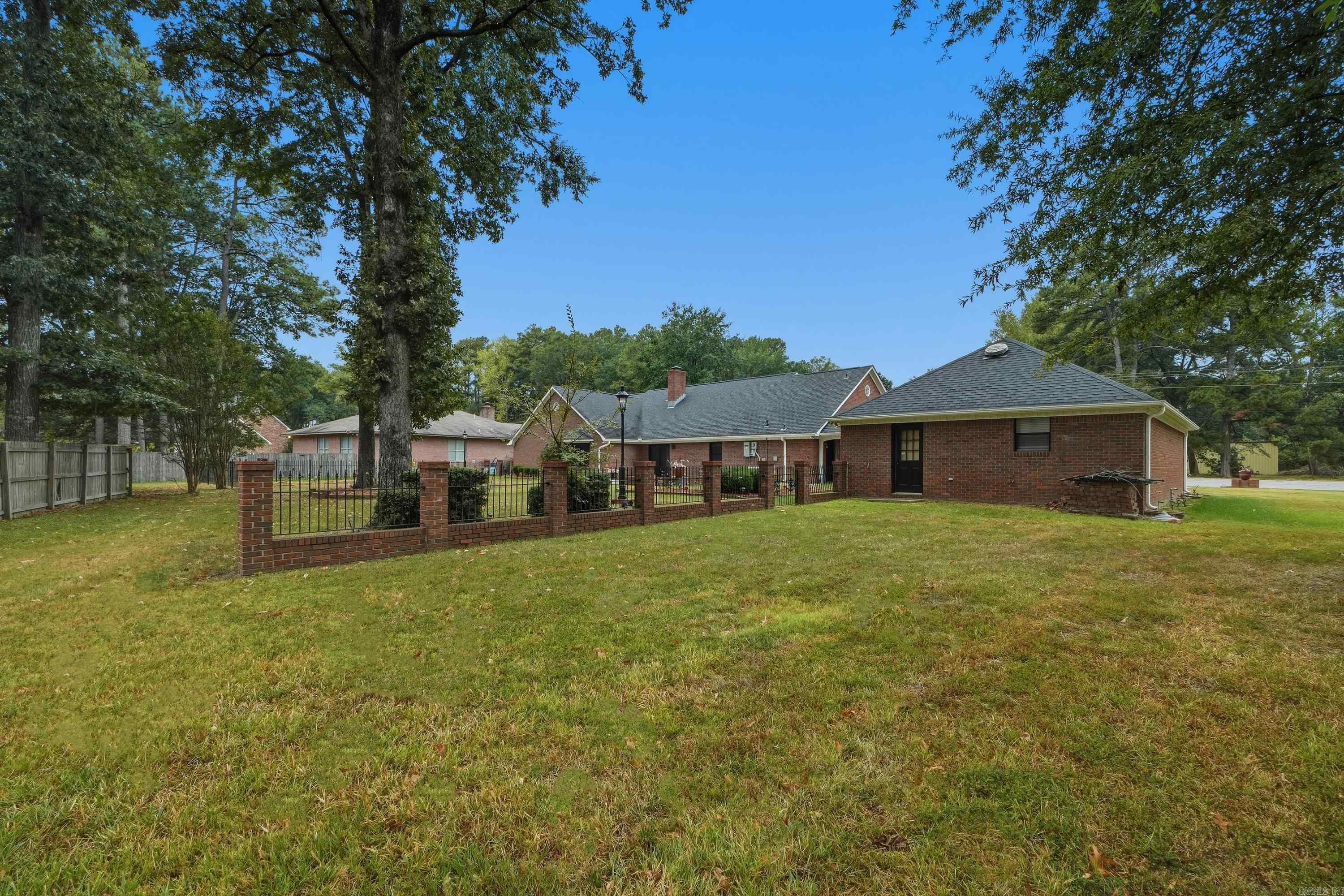 7303 Rosswood  Pine Bluff, AR