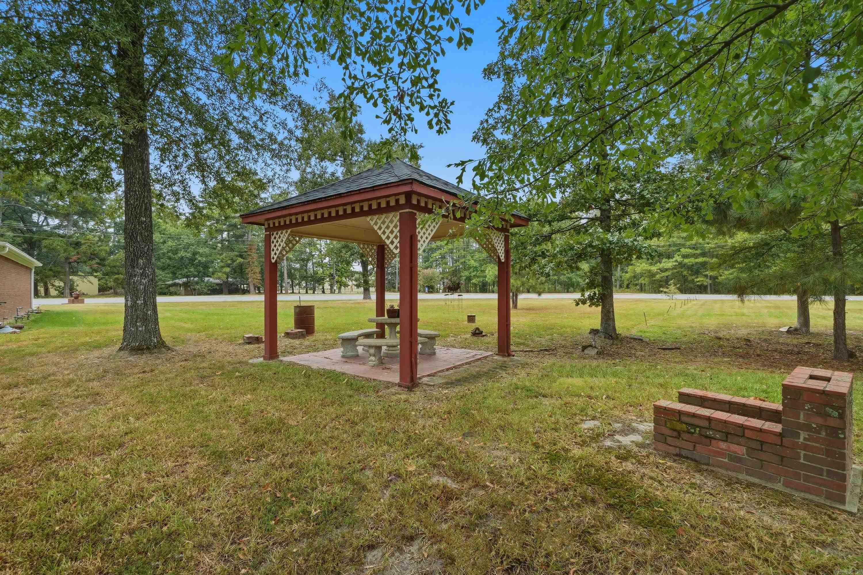 7303 Rosswood  Pine Bluff, AR