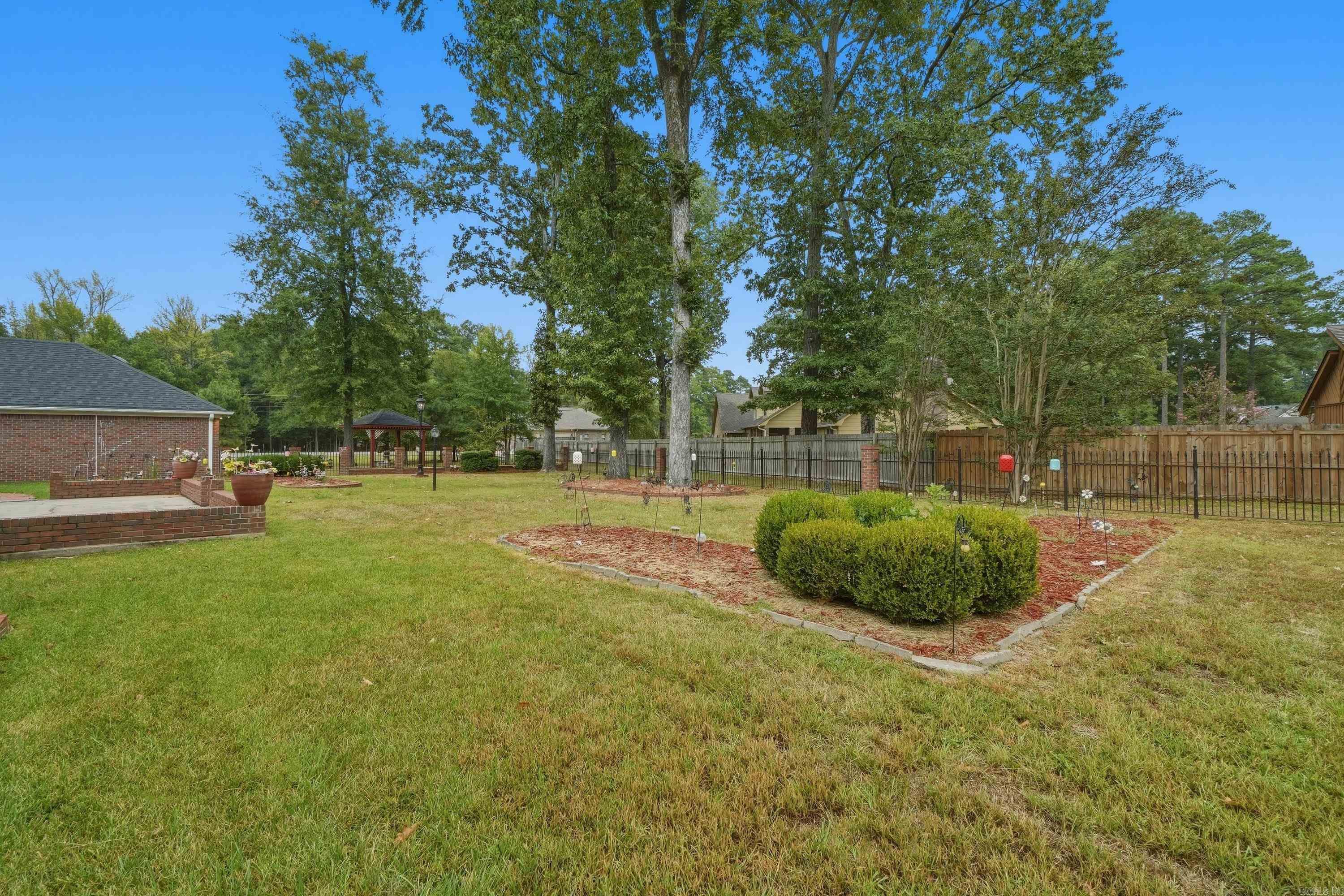 7303 Rosswood  Pine Bluff, AR