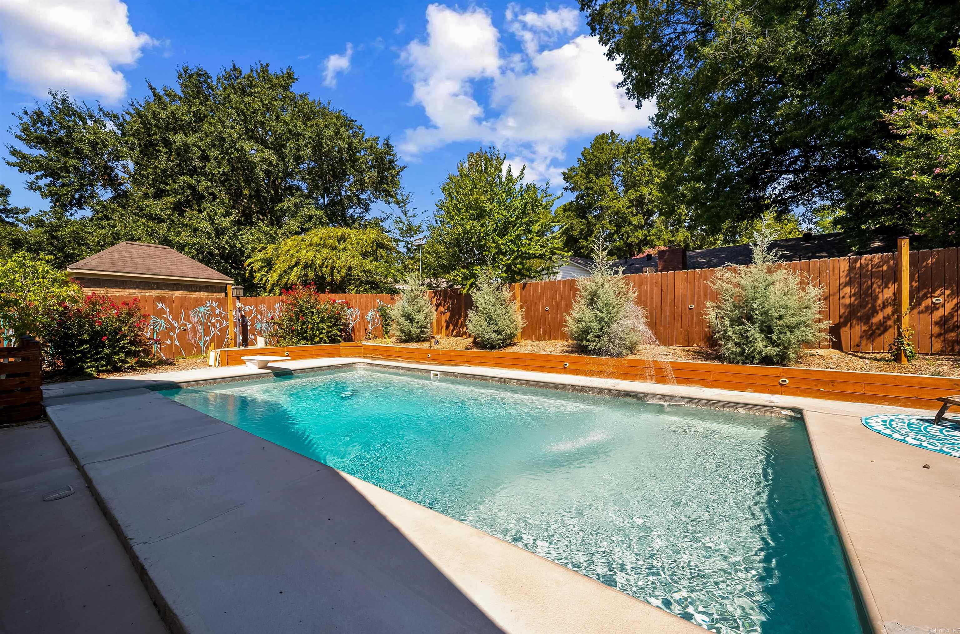 38 Tucker Creek Rd — photo 2