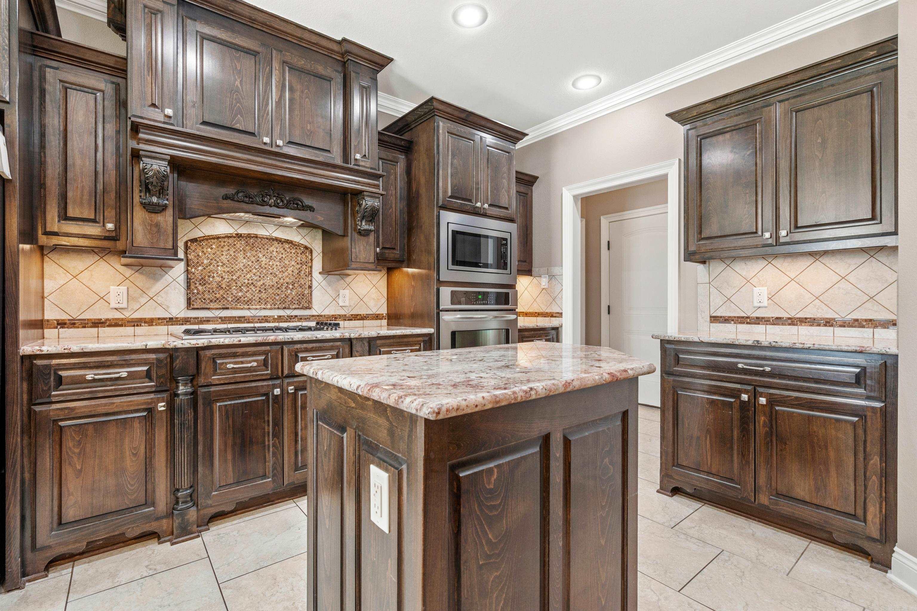 6557 Westminster Benton, AR 72019