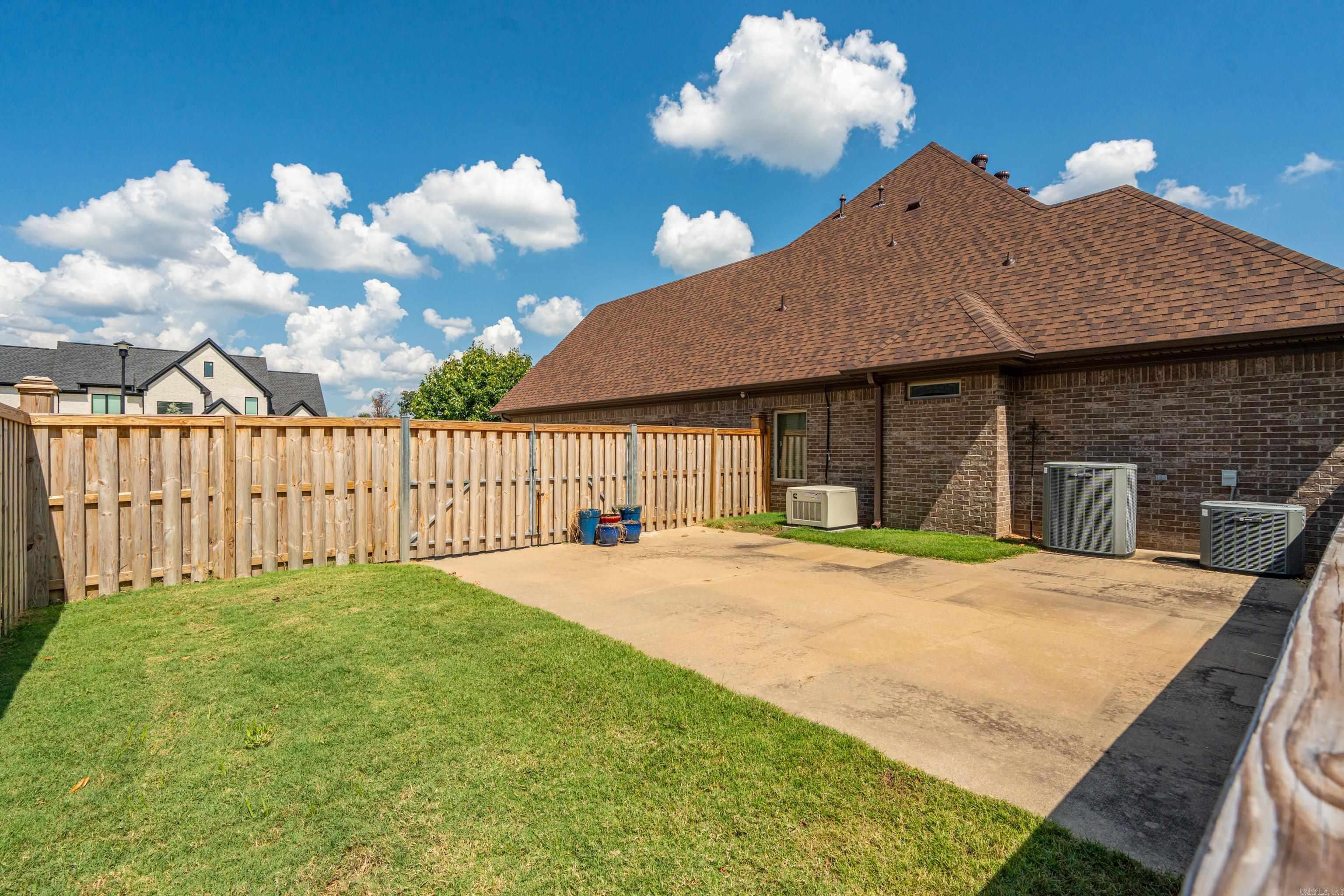 6557 Westminster Benton, AR 72019