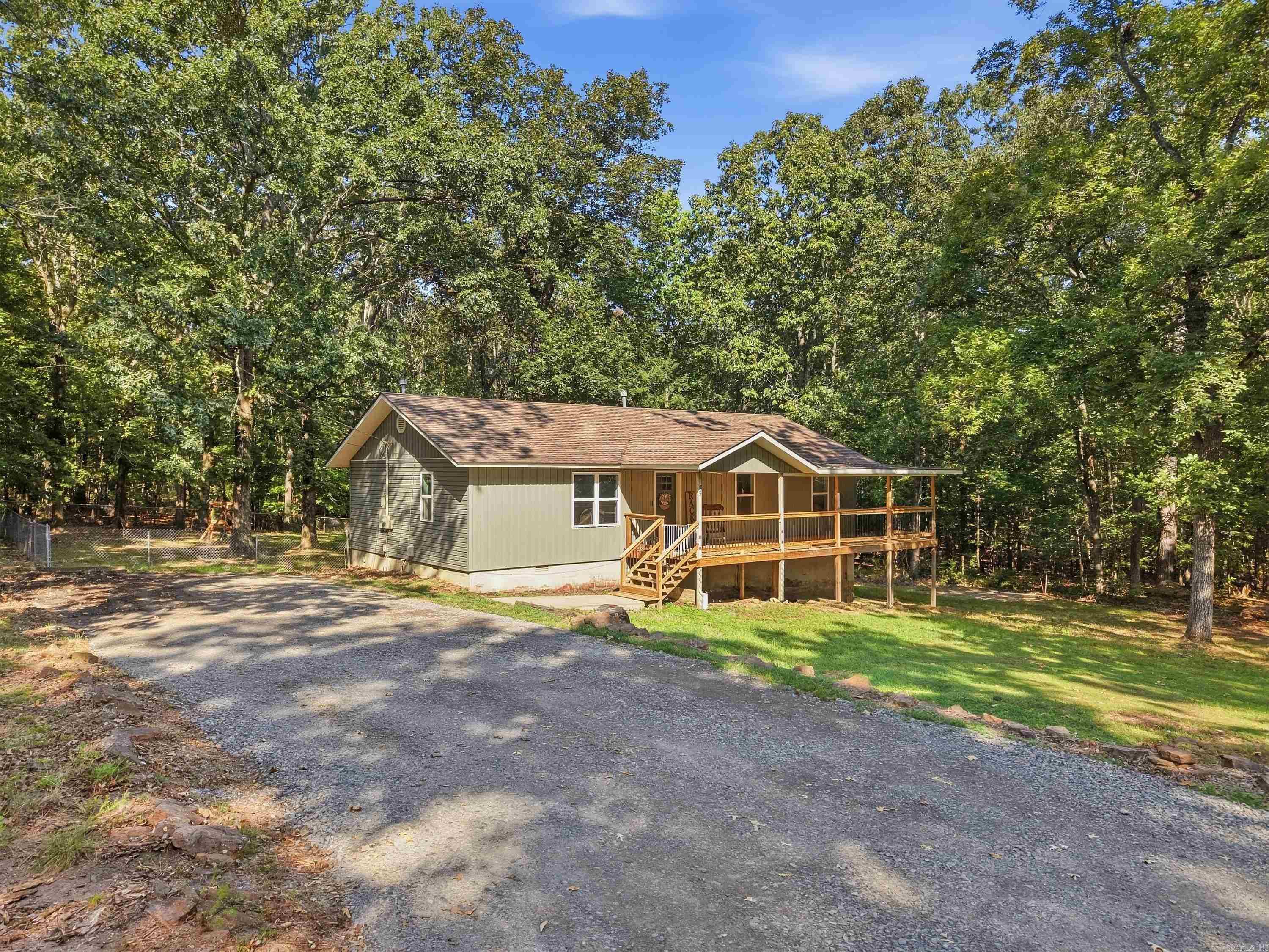55 Woodland Cove Dr — exterior