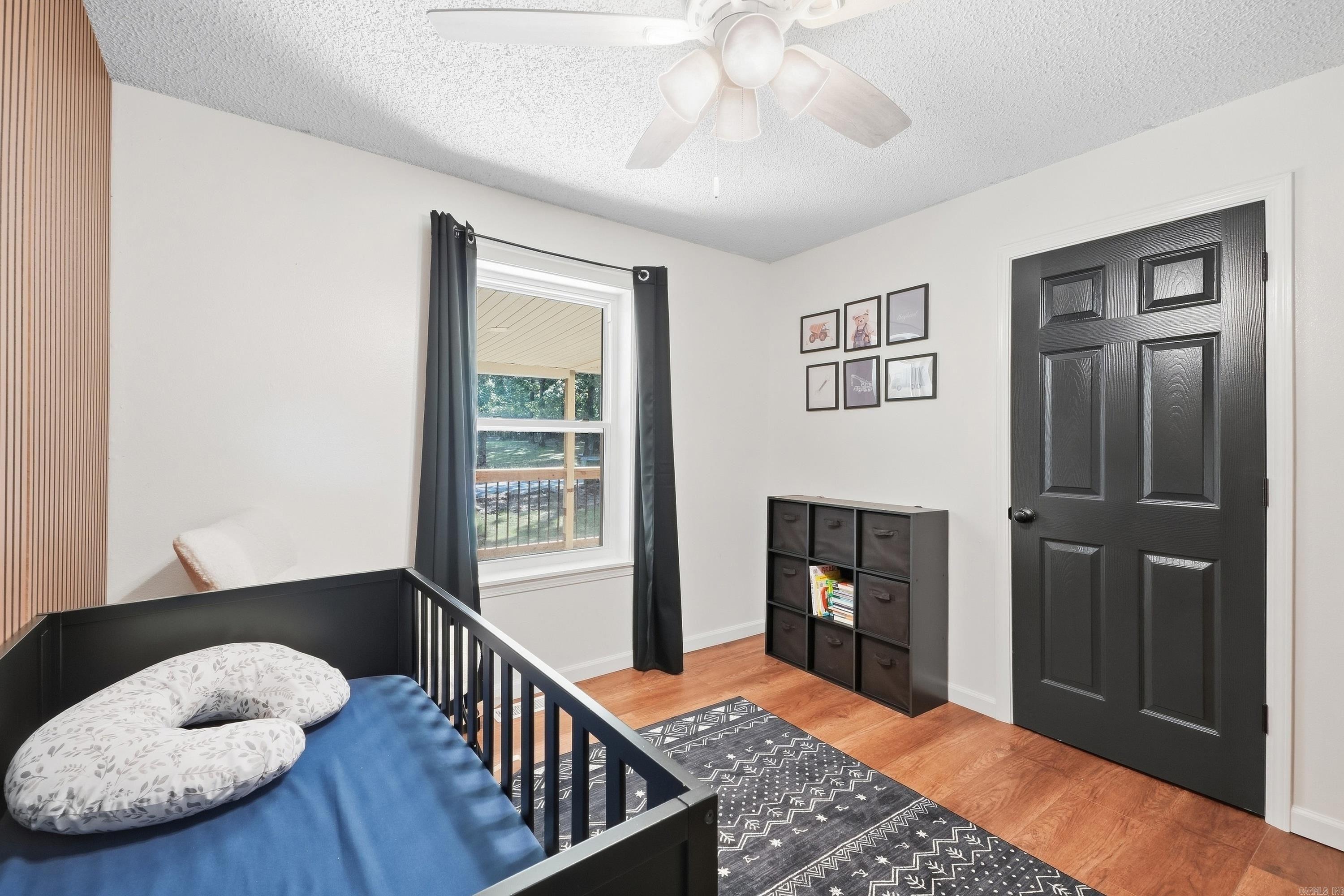 55 Woodland Cove Dr
