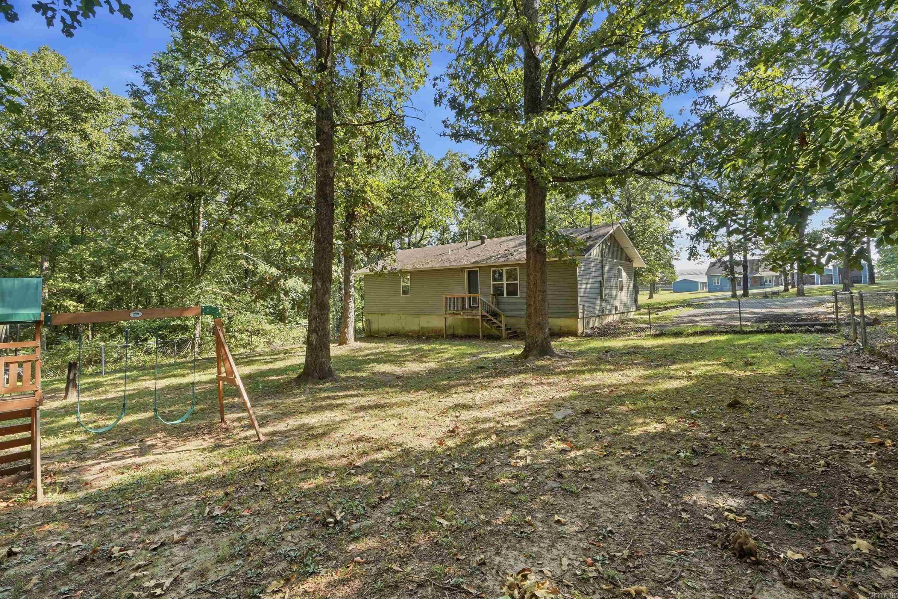 55 Woodland Cove Dr