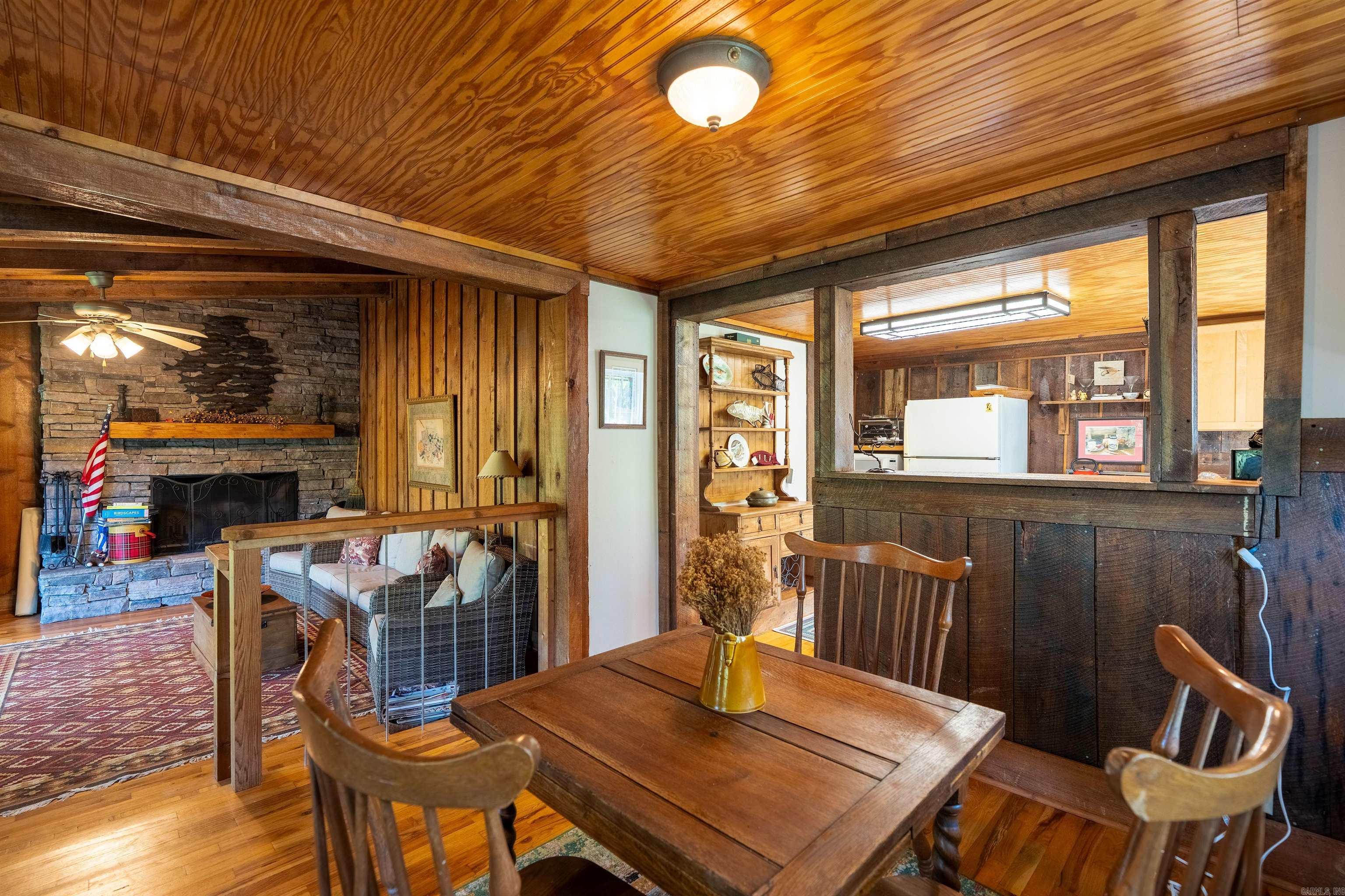 489 River Drive