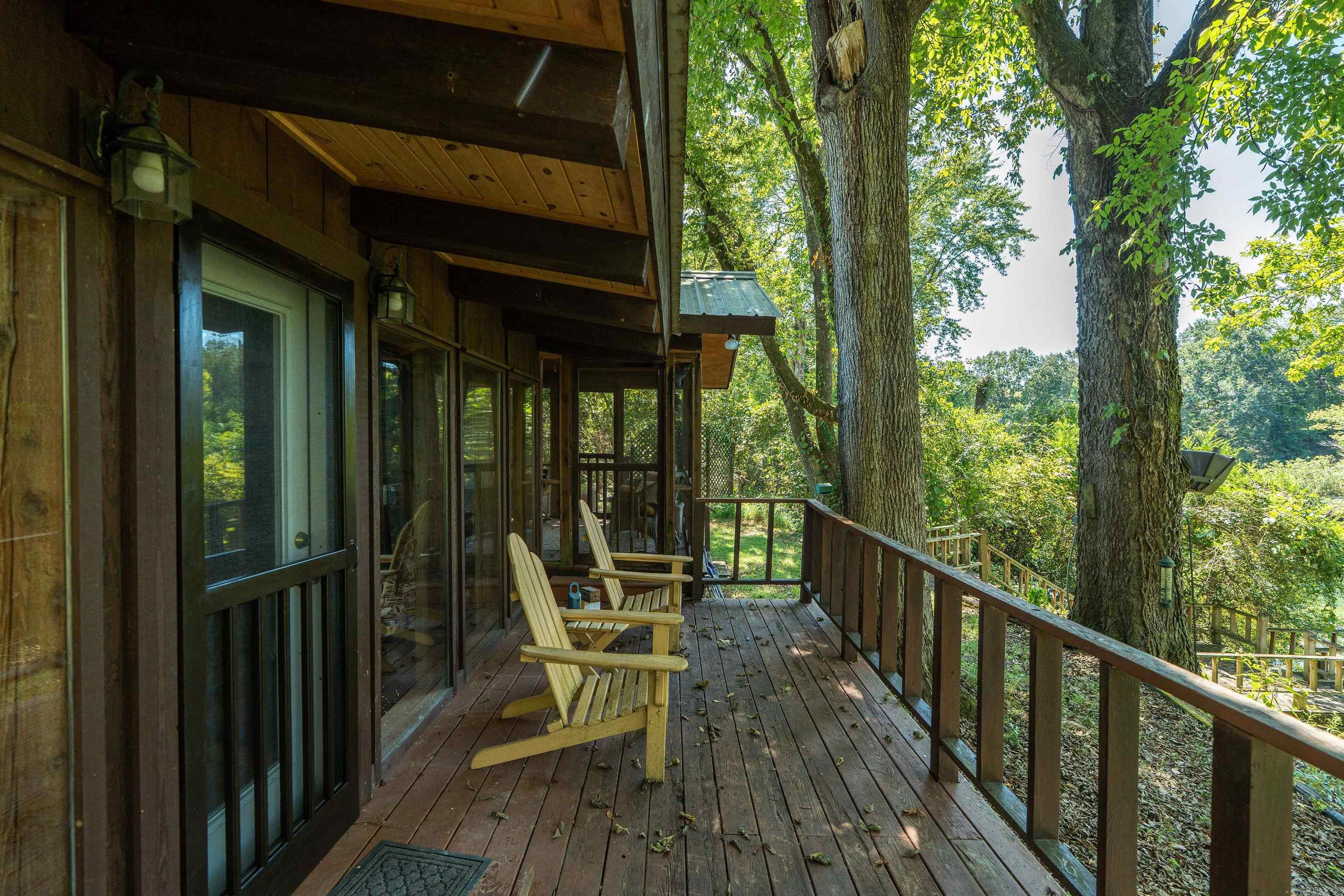 489 River Drive