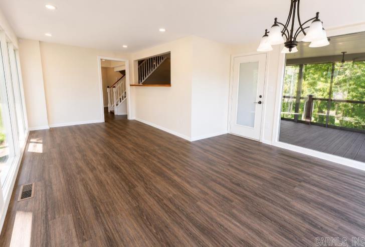 1804 Deerwood  Jonesboro, AR
