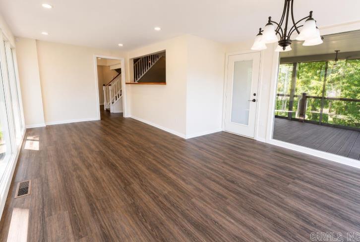 1804 Deerwood  Jonesboro, AR