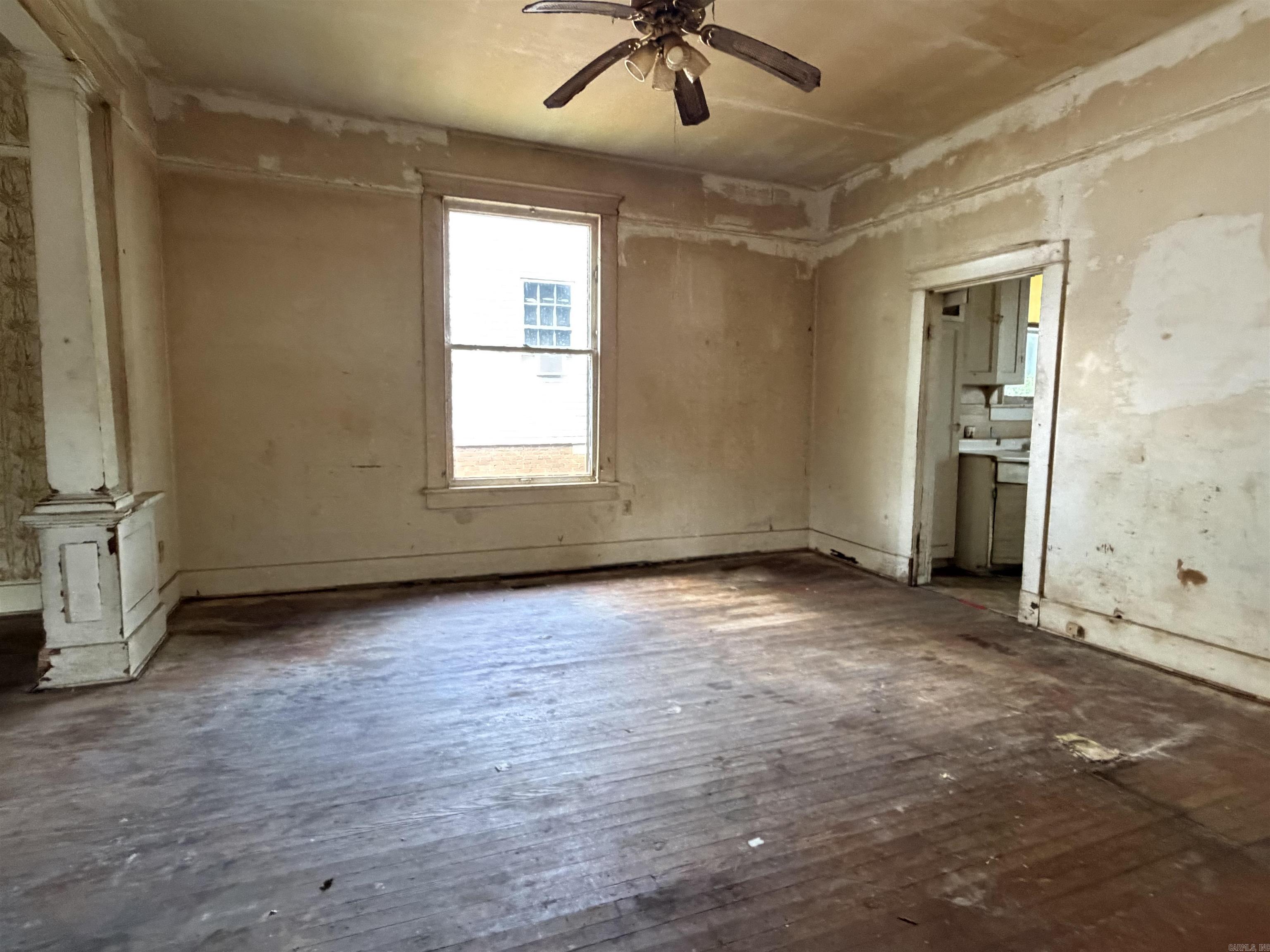905 Lewis Street — photo 5