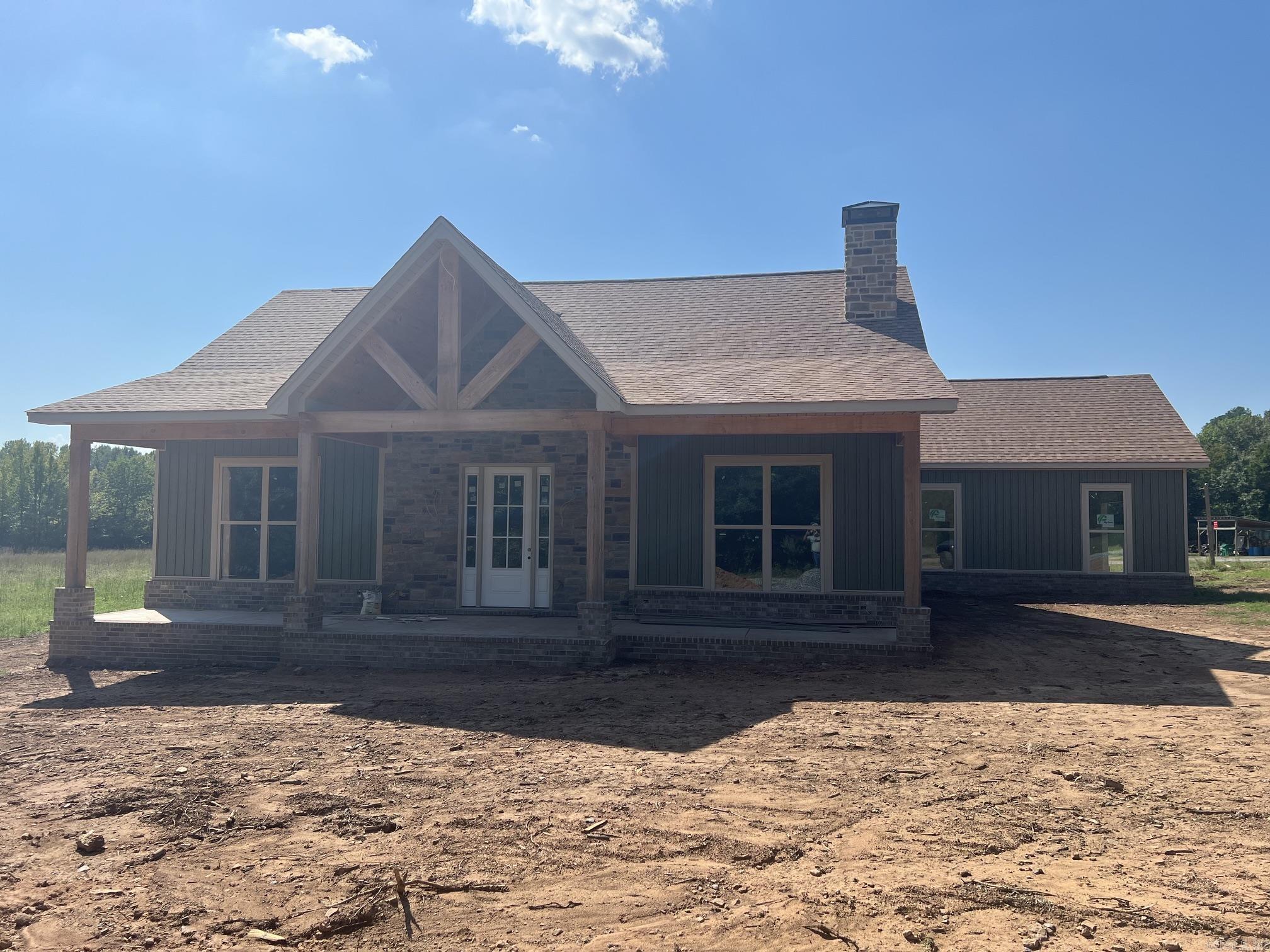 8 McKim Ln — exterior