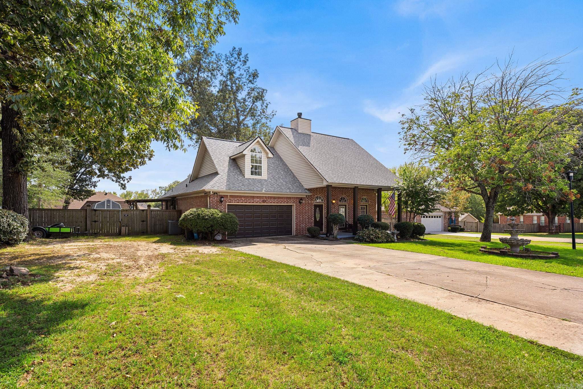 140 Birchwood Cir — photo 3