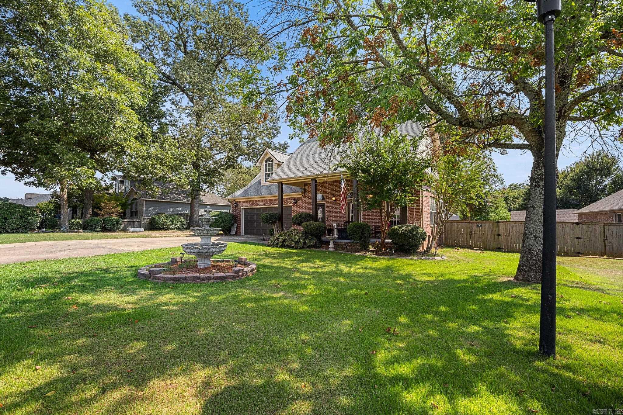 140 Birchwood Cir — photo 4