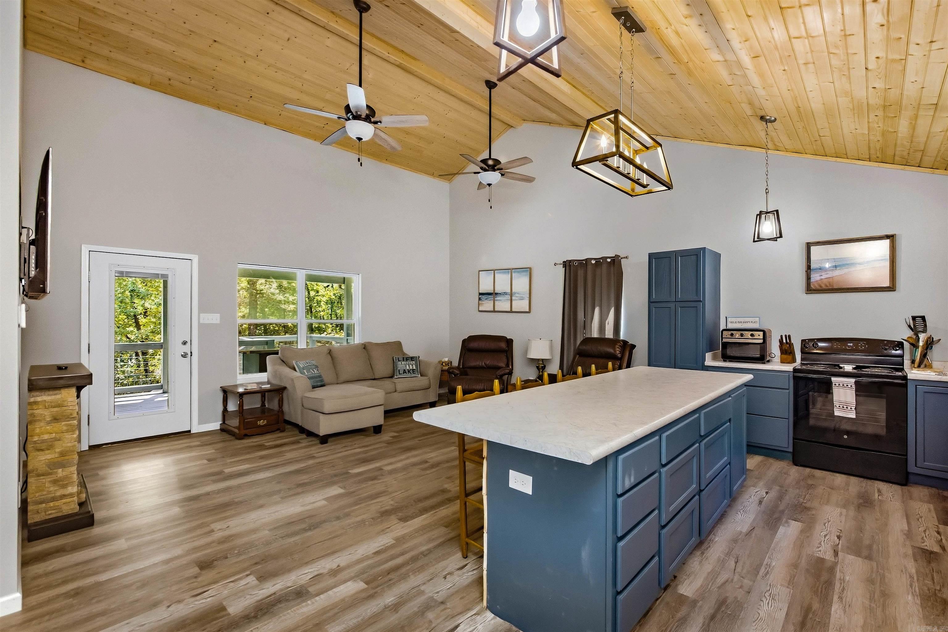 277 Highland  Tumbling Shoals, AR