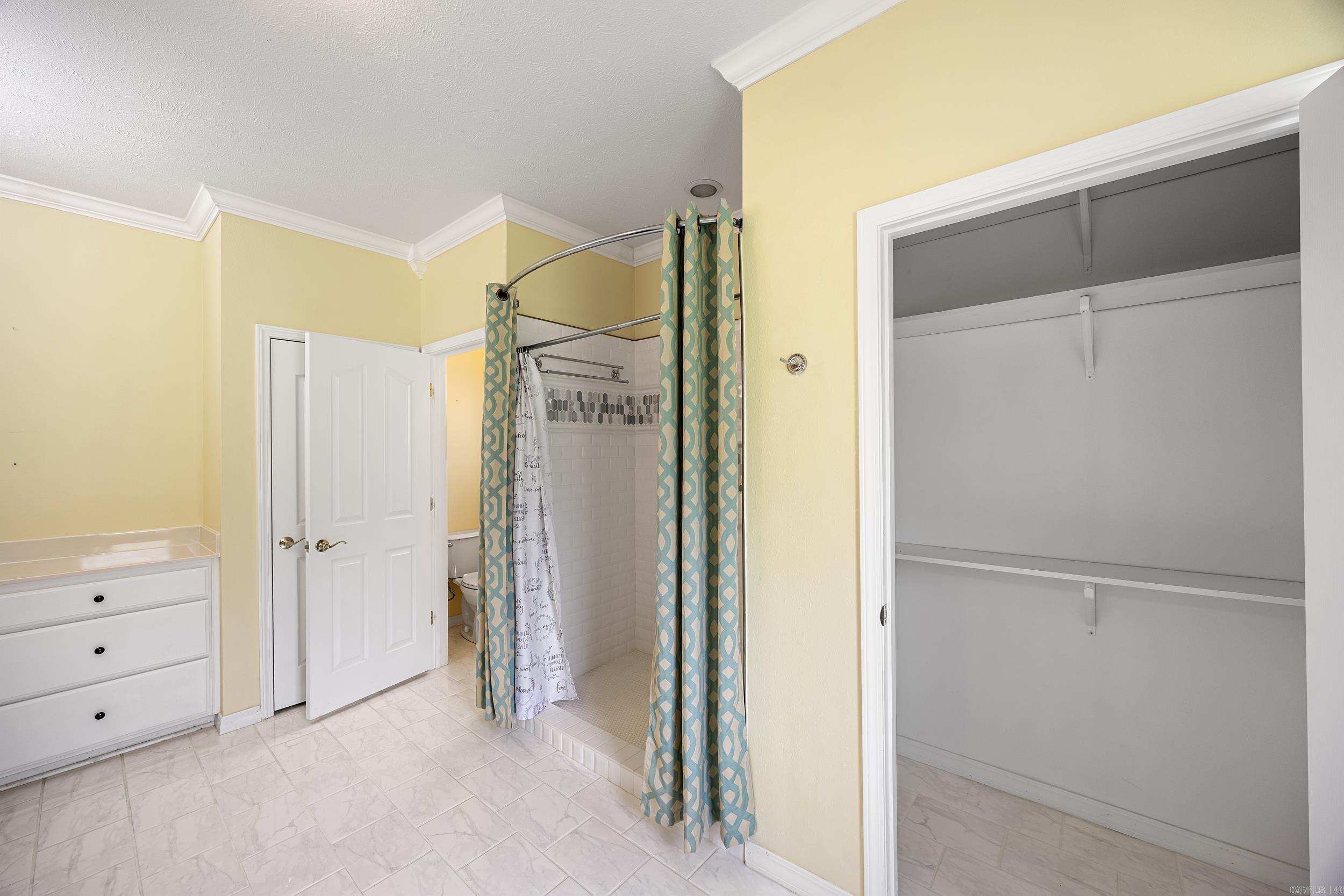 1707 Holloway  Morrilton, AR