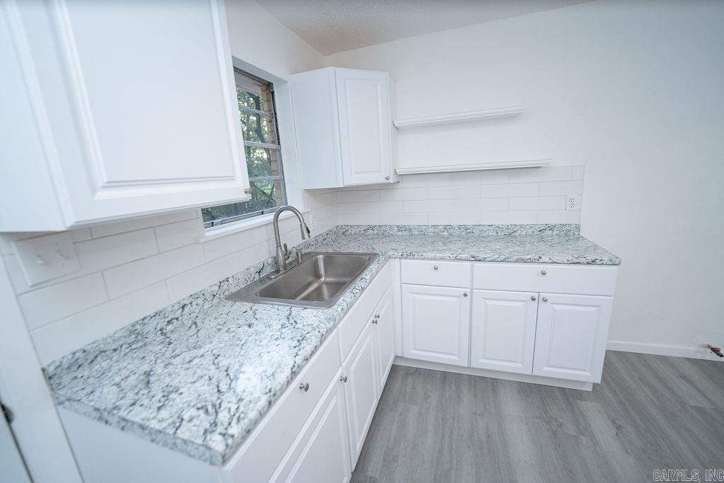 7 Bay  Little Rock, AR