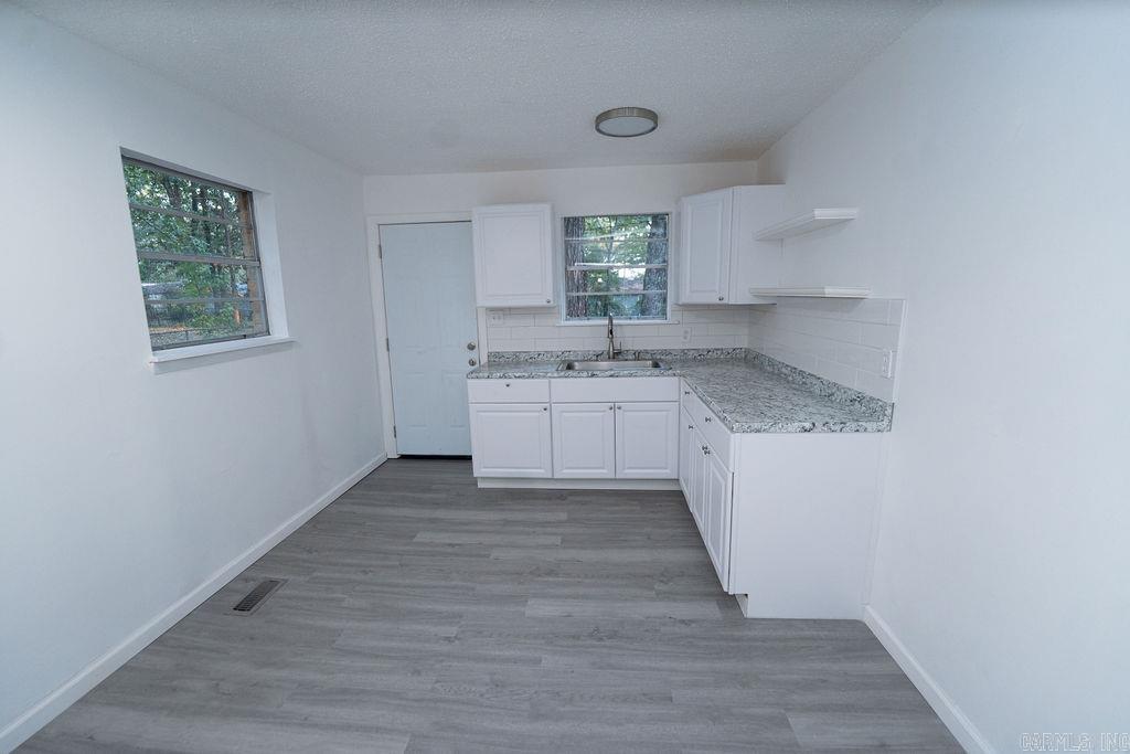 7 Bay  Little Rock, AR