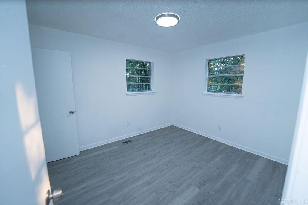 7 Bay  Little Rock, AR