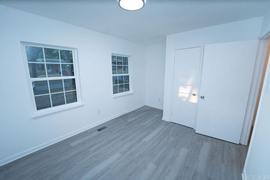 7 Bay  Little Rock, AR