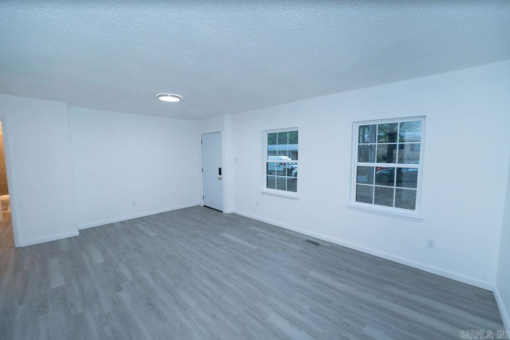 7 Bay  Little Rock, AR