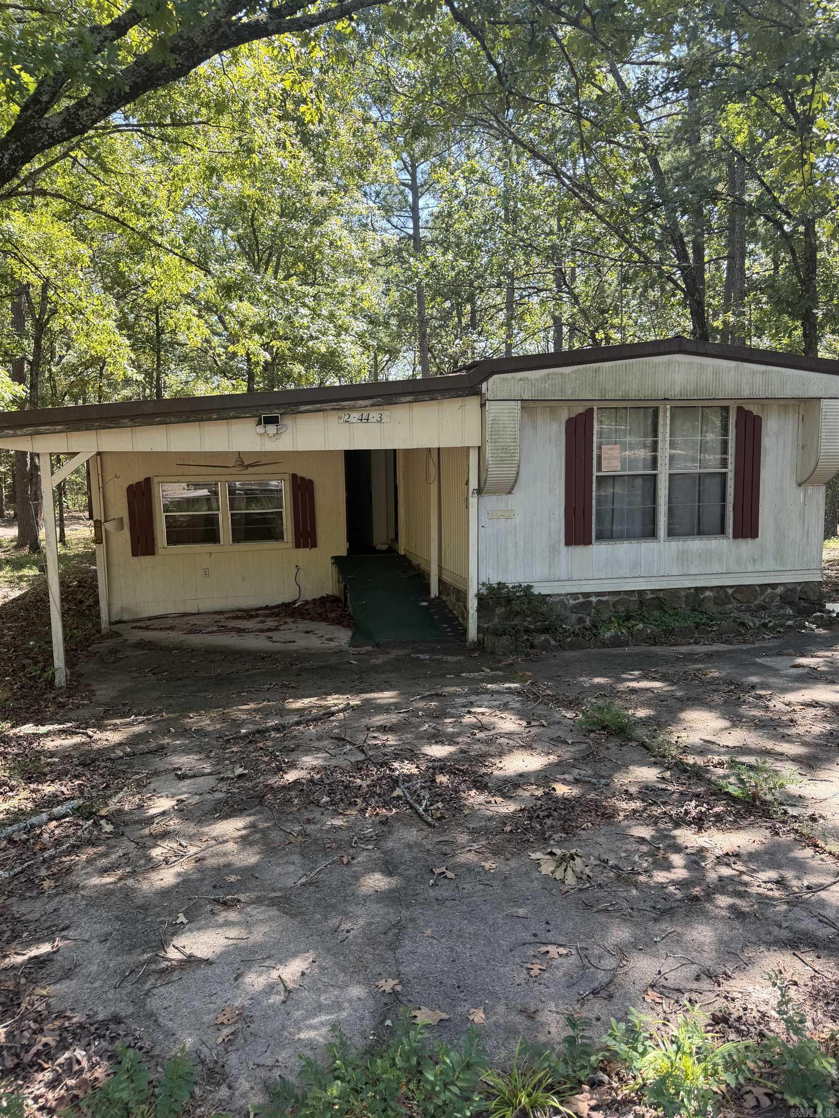 103 meadowview Lane — exterior