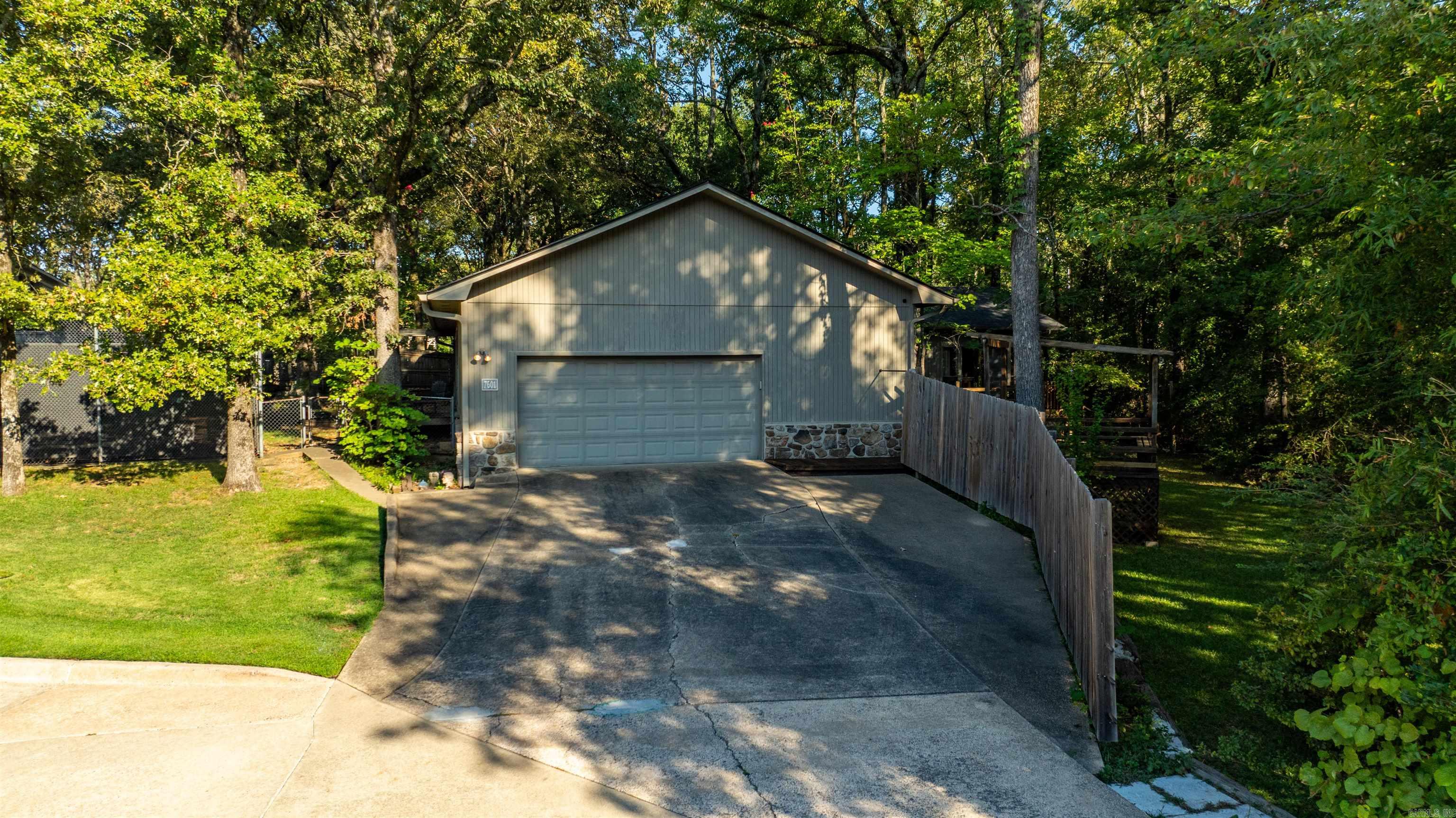 7601 Flintrock  North Little Rock, AR