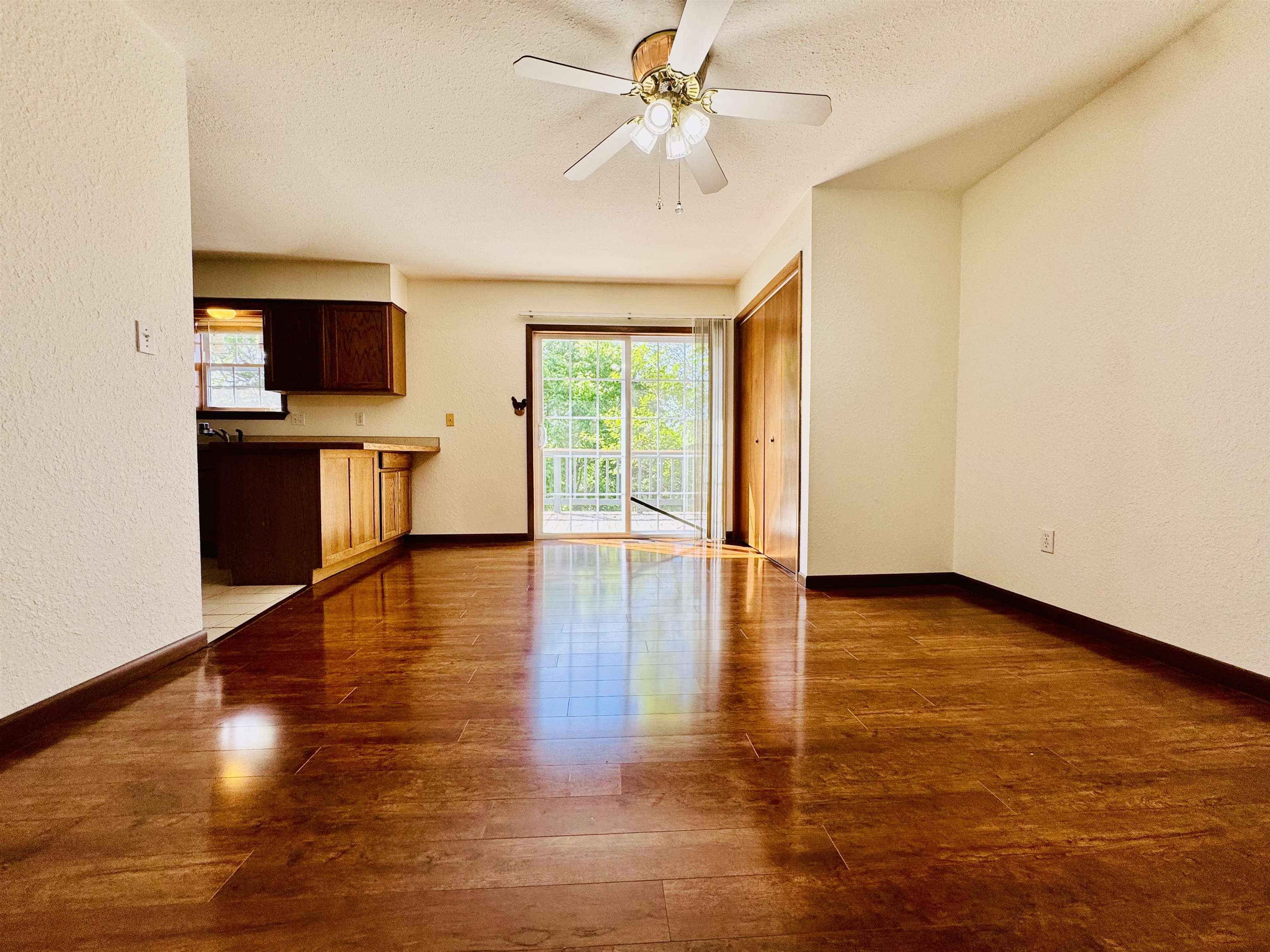 100 Powhatan  Cherokee Village, AR