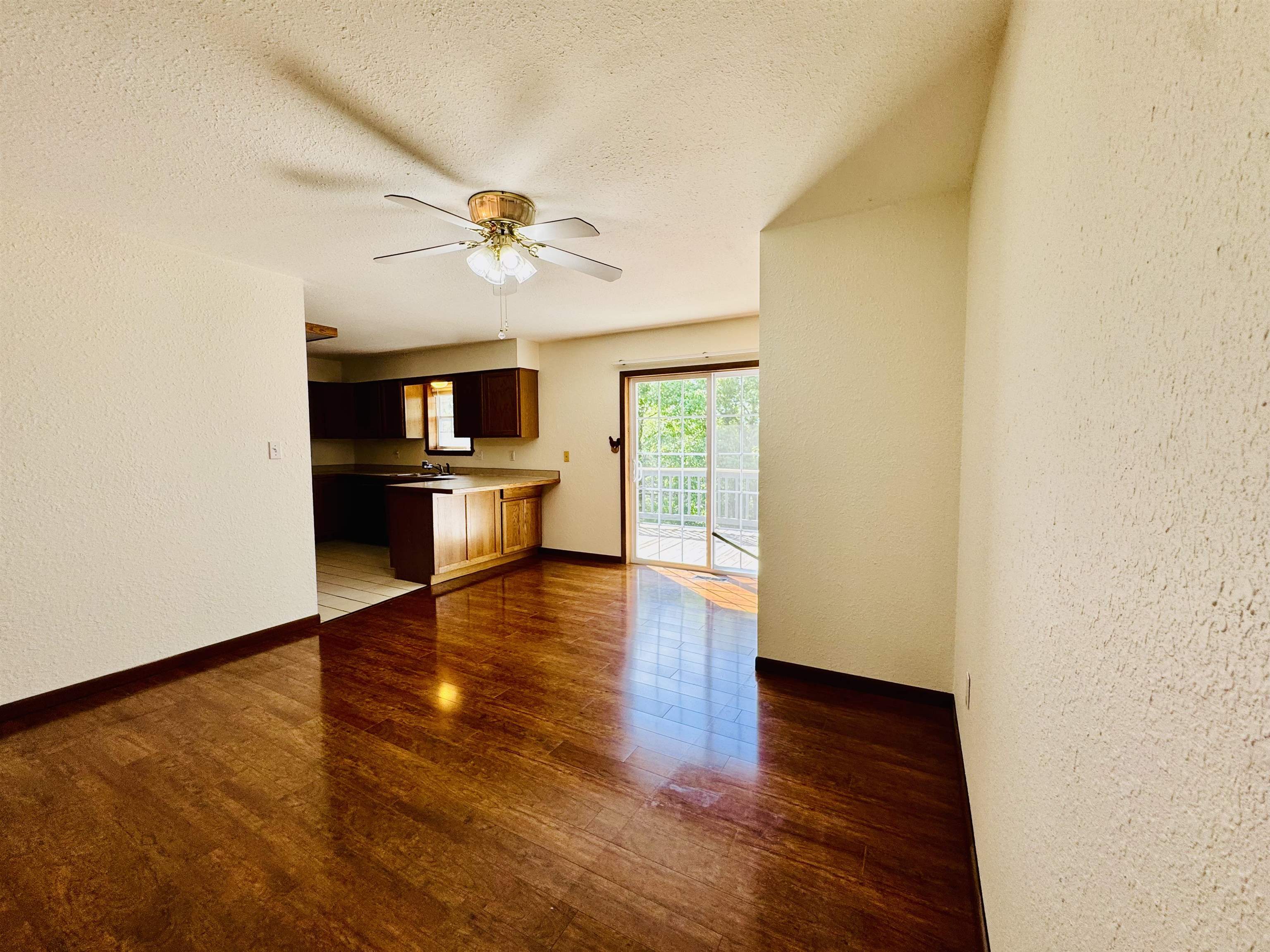 100 Powhatan  Cherokee Village, AR