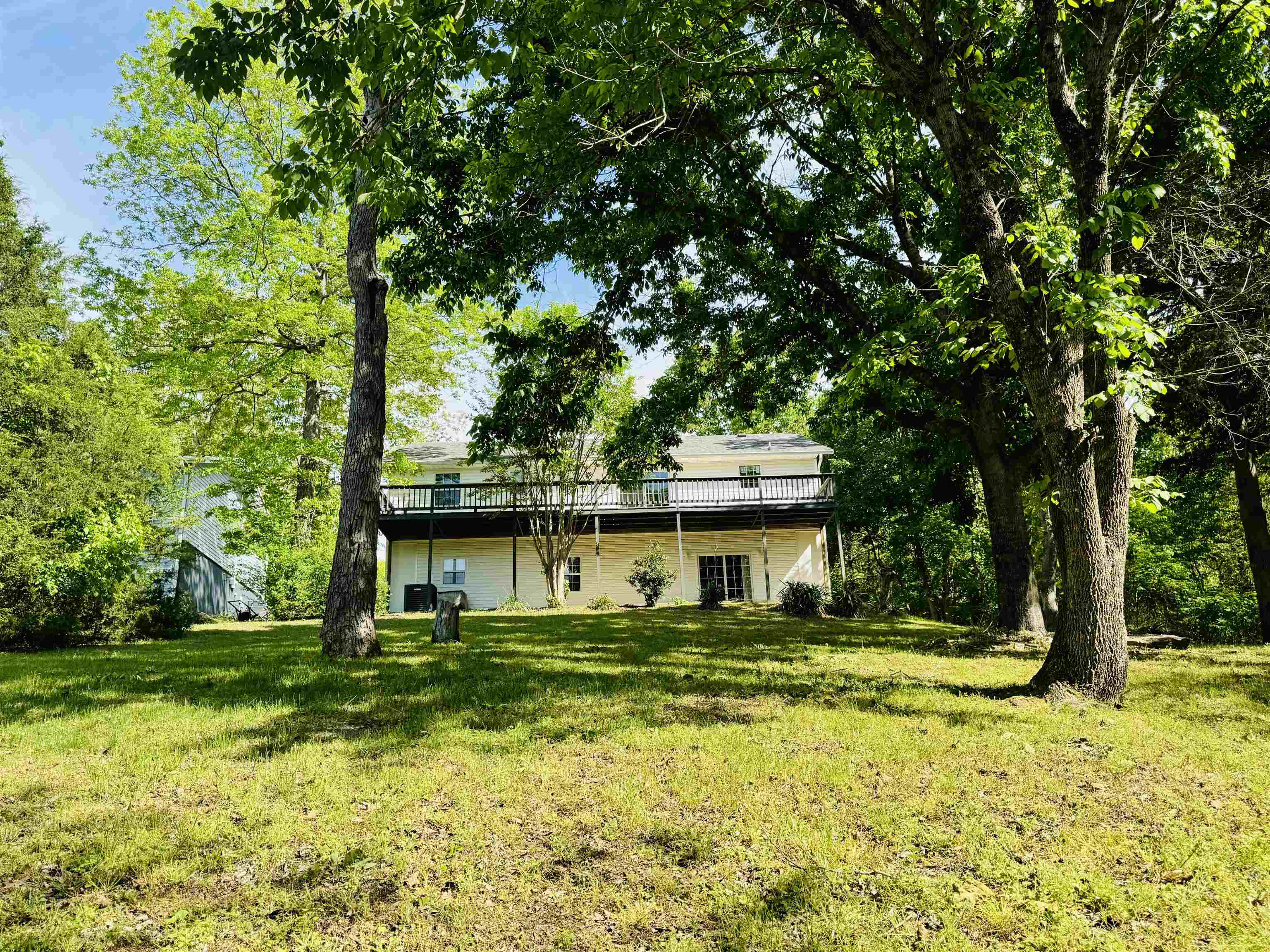 100 Powhatan  Cherokee Village, AR