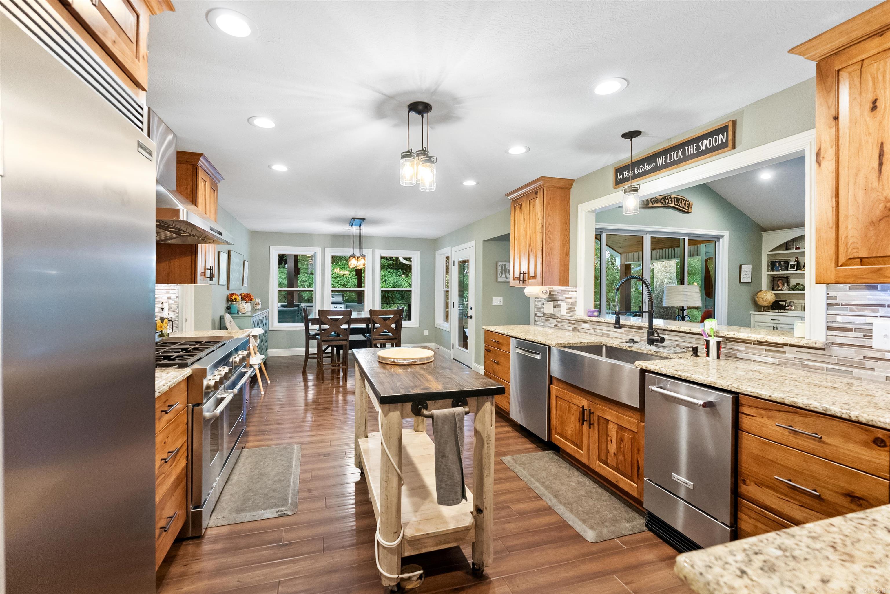 631 Fairview Drive Flippin, AR 72634