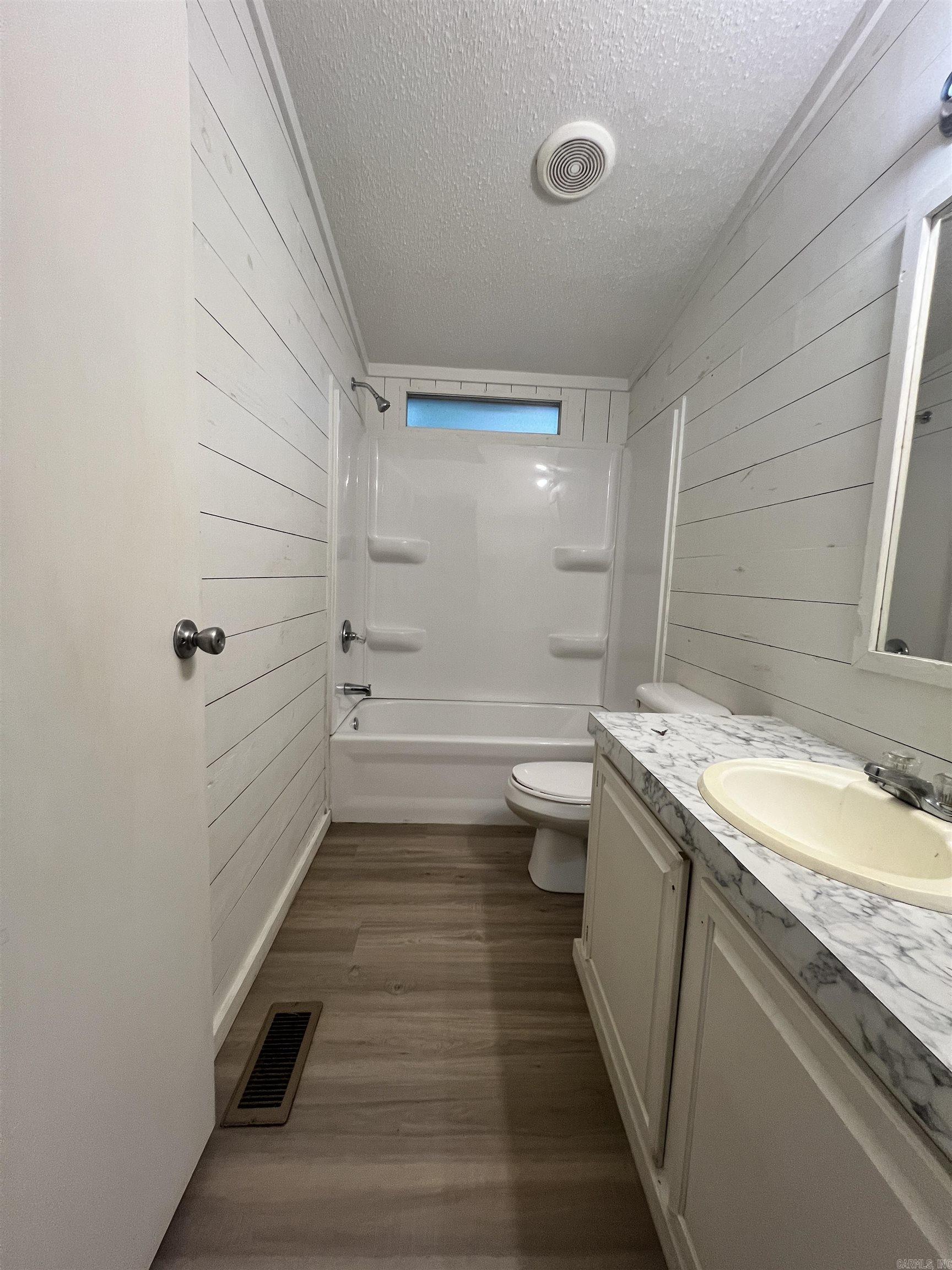 7367 Goodfellow  Star City, AR