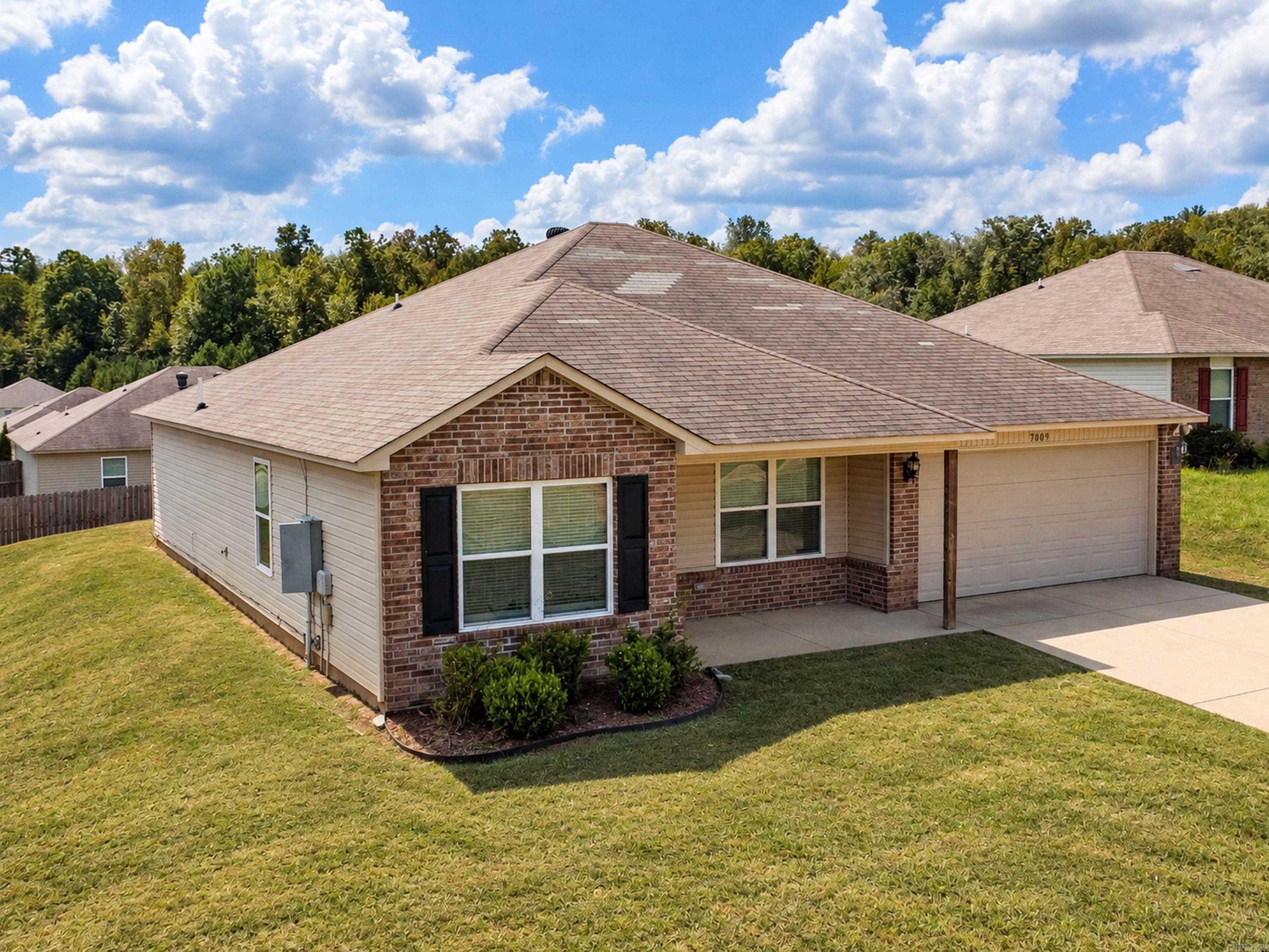 7009 Pearl Valley Cove — exterior
